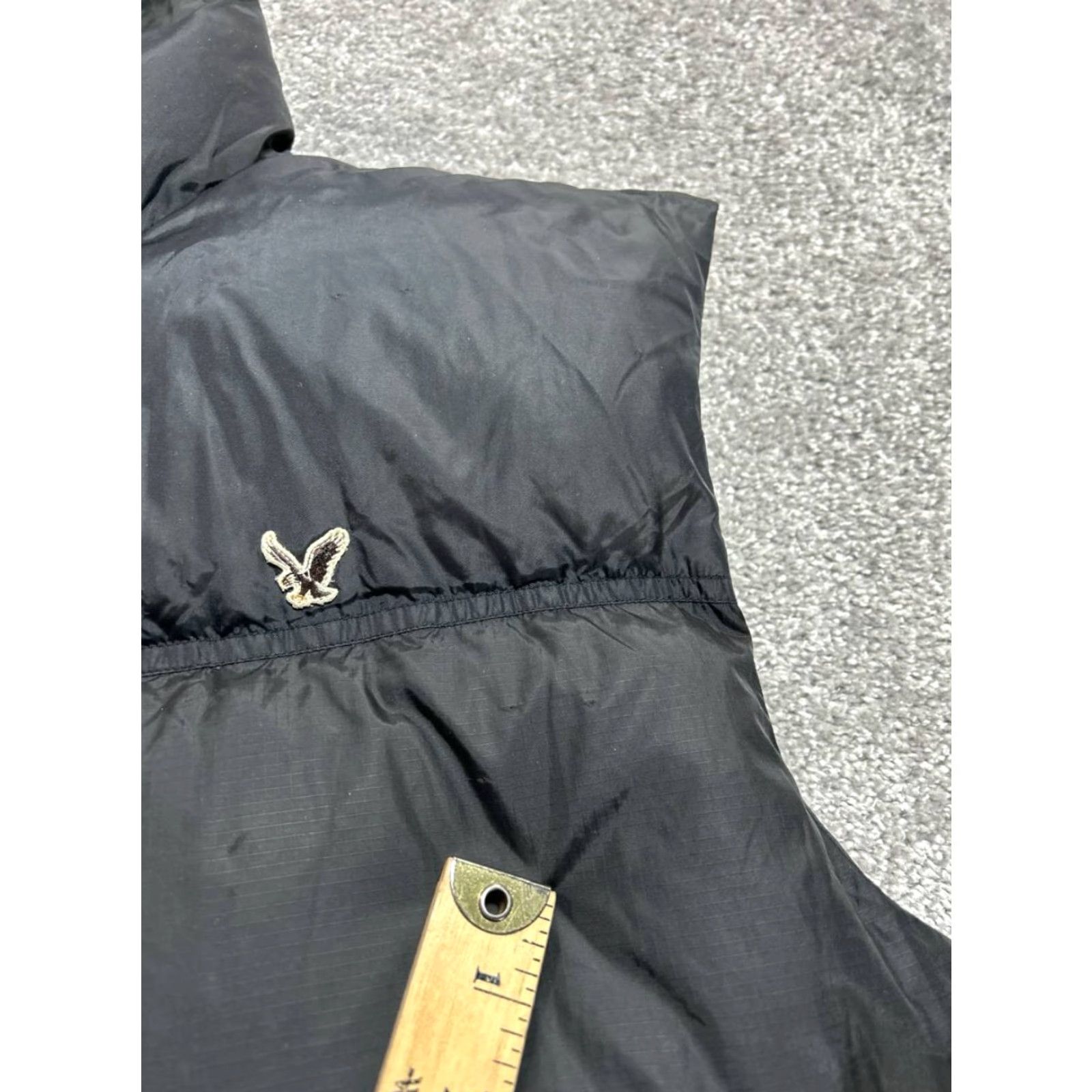 American Eagle Outfitters VINTAGE American Eagle Outfitters Puffer Vest Mens L Black Logo Down Nylon Full Zip Size US L / EU 52-54 / 3 - 6 Thumbnail