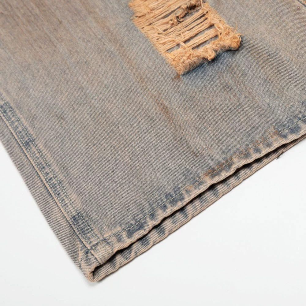 Vintage Men's heavy duty loose washed dirty distressed Ripped jeans Size US 32 / EU 48 - 6 Thumbnail