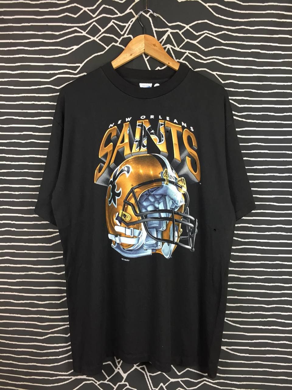 NFL Vtg 1994 Salem Sportswear NFL New Orleans Saints Tee Size US L / EU 52-54 / 3 - 2 Thumbnail