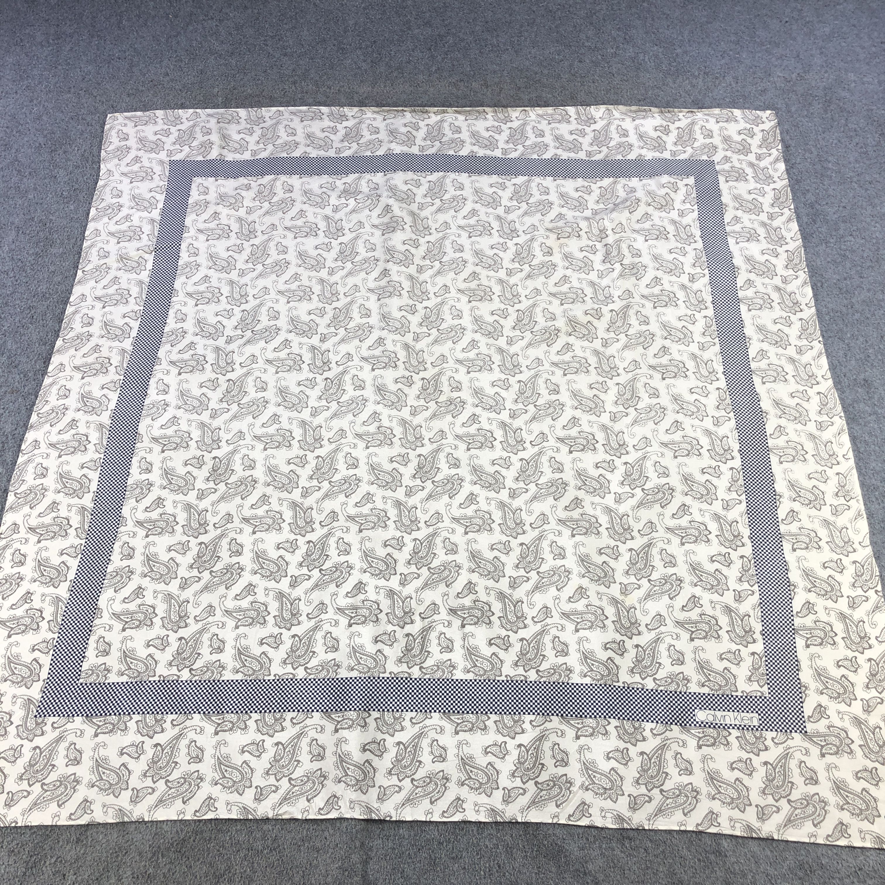 Calvin Klein Vintage Calvin Klein Paisley Silk Scarf M1232 Size ONE SIZE - 2 Thumbnail