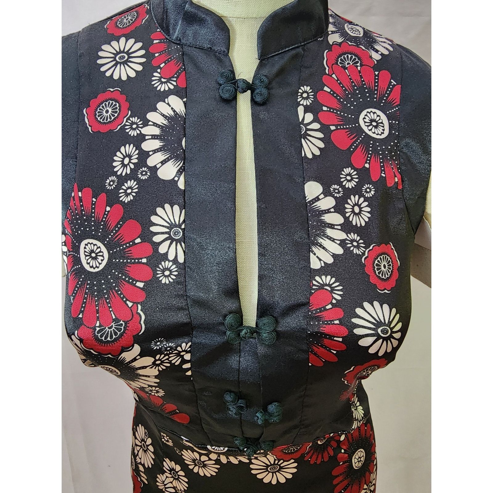 Forever 21 Forever Womens Chinese Style Black Sleeveless Dress Size S Size S / US 4 / IT 40 - 3 Thumbnail