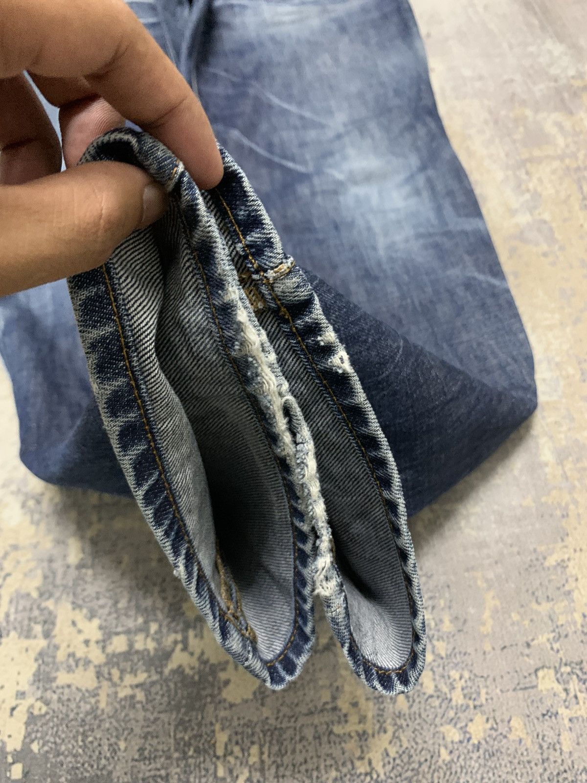 Japanese Brand Gap 1969 Vintage Distressed Dark Indigo Straight Denim Size US 33 - 7 Thumbnail