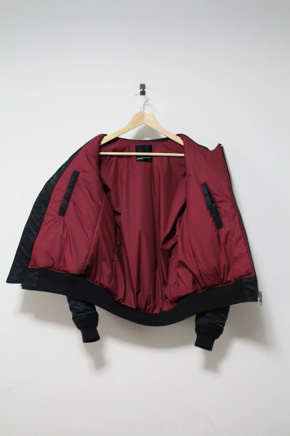 Lad Musician × Undercover FW10 Asymmetric Ma-1 Black/red Size US S / EU 44-46 / 1 - 6 Thumbnail