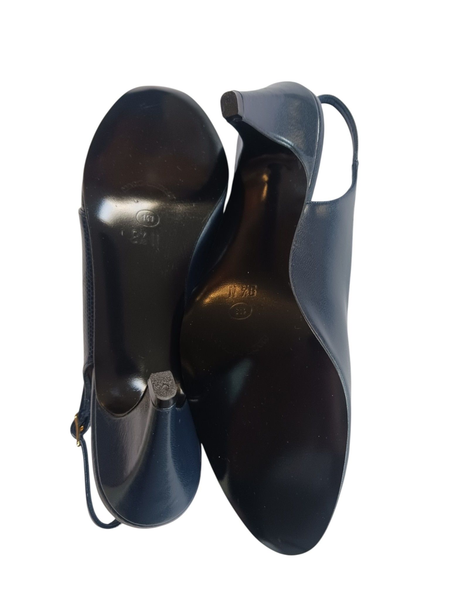 Vintage Vintage NWT Italian Blue Leather Slingback Kitten Heels Size US 8.5 / IT 38.5 - 8 Thumbnail