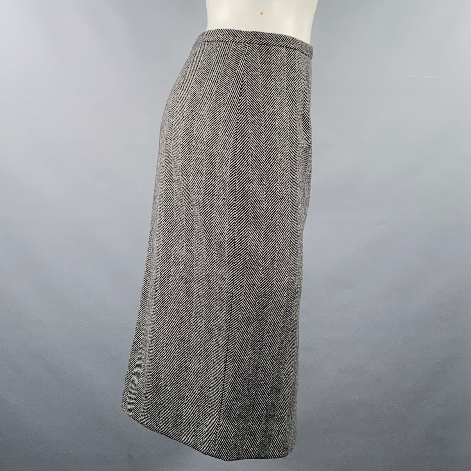 Michael Kors Grey Black Wool Cashmere Herringbone Pencil Skirt Size 26" / US 2 / IT 38 - 2 Thumbnail