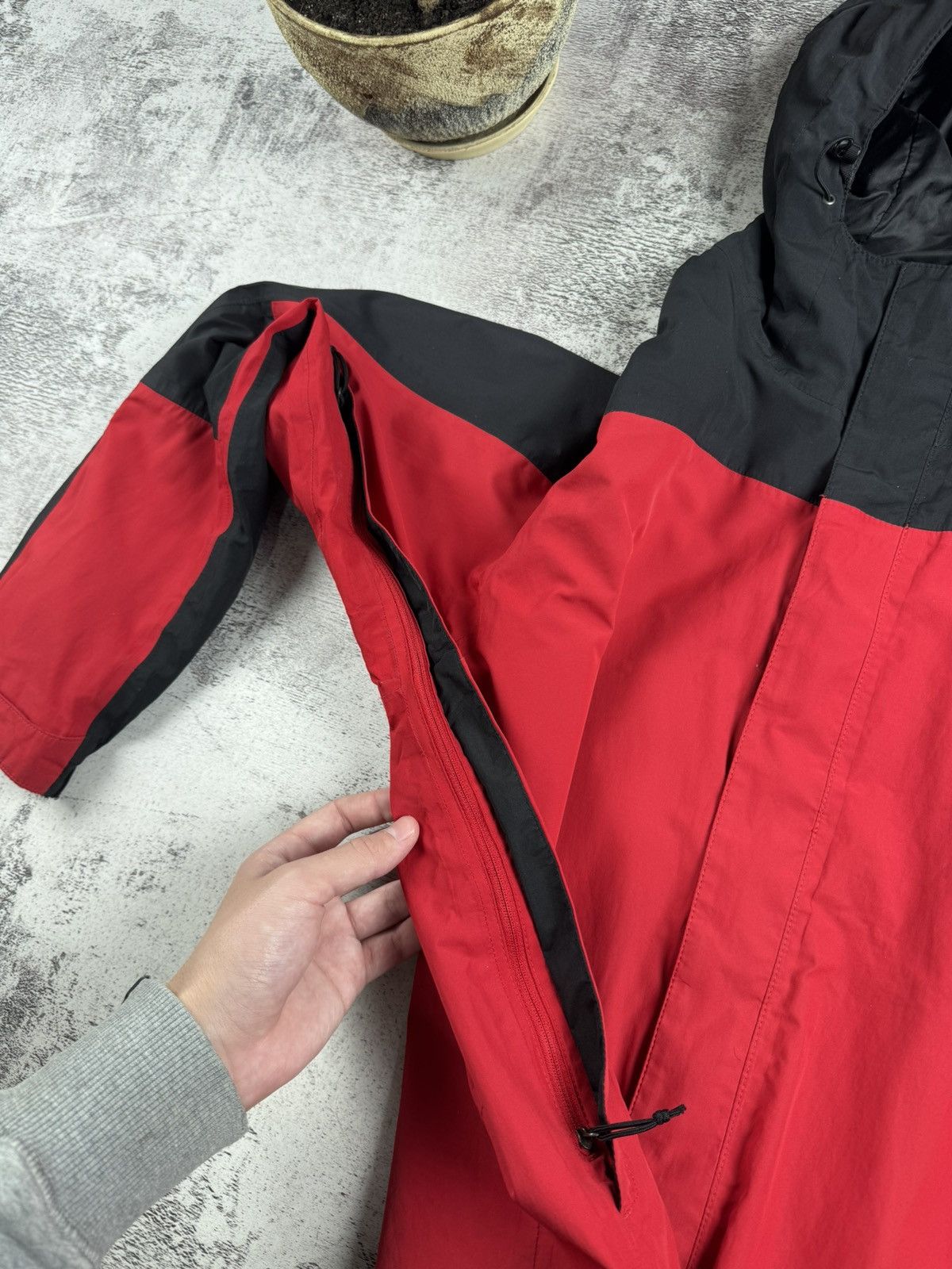 The North Face The North Face HyVent TNF Gorpcore Light Jacket Winderbreaker Size US M / EU 48-50 / 2 - 13 Thumbnail