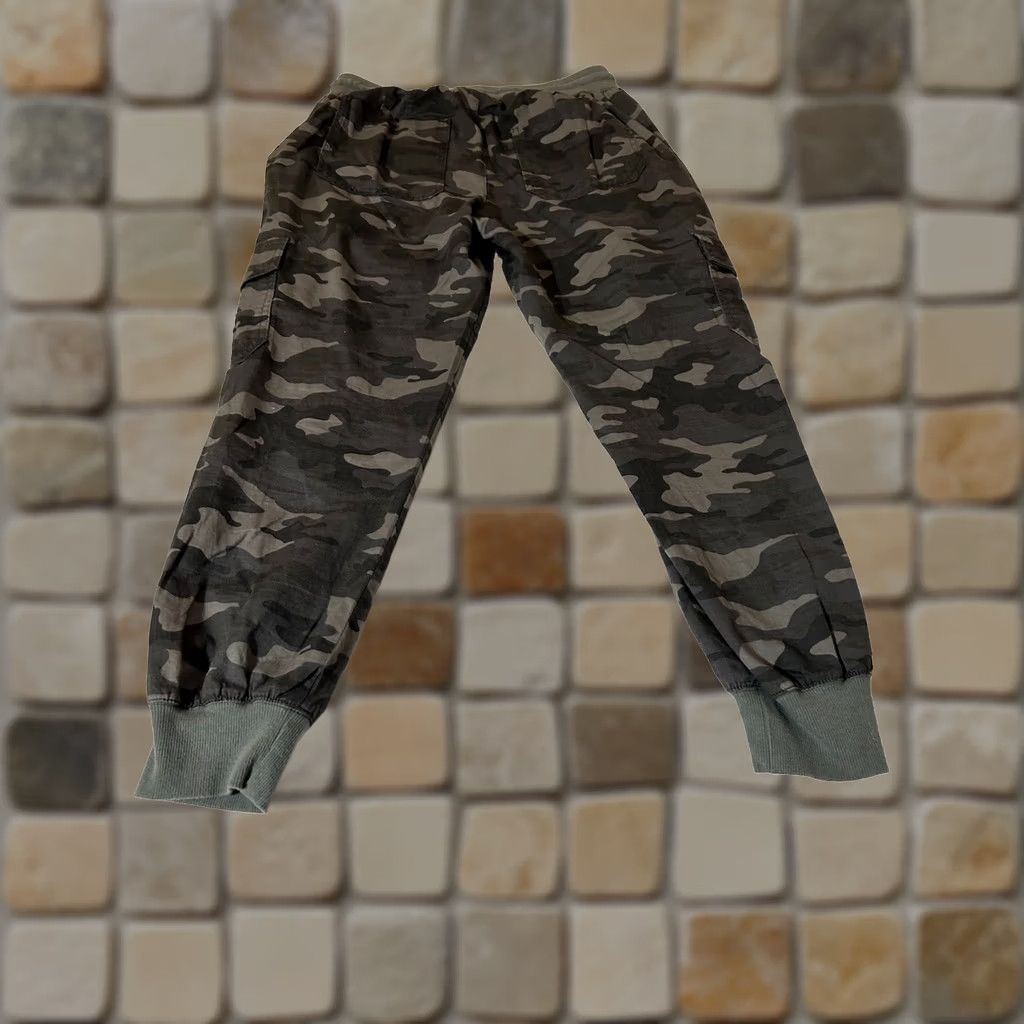 Gap Gap Cargo Pants Women Small Camo Pull Up Drawstring Elastic Waist Size 32" / US 10 / IT 46 - 1 Thumbnail