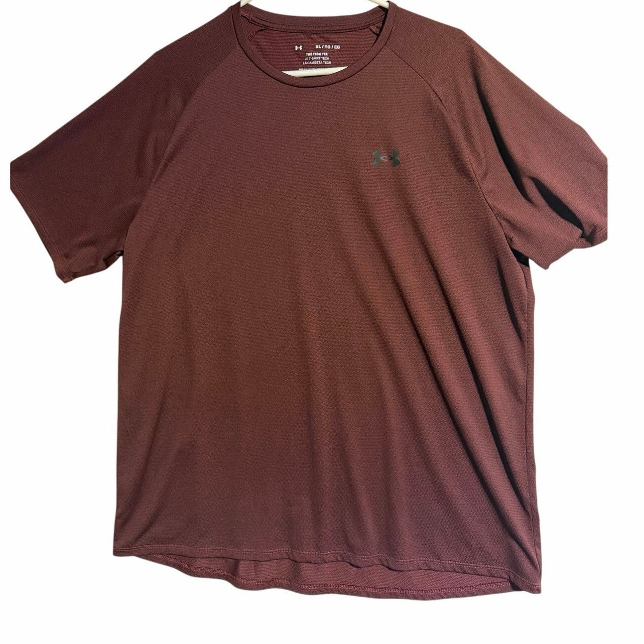 Under Armour UNDER ARMOUR THE TECH TEE MAROON SIZE XL MOISTURE WICKING Size US XL / EU 56 / 4 - 2 Thumbnail