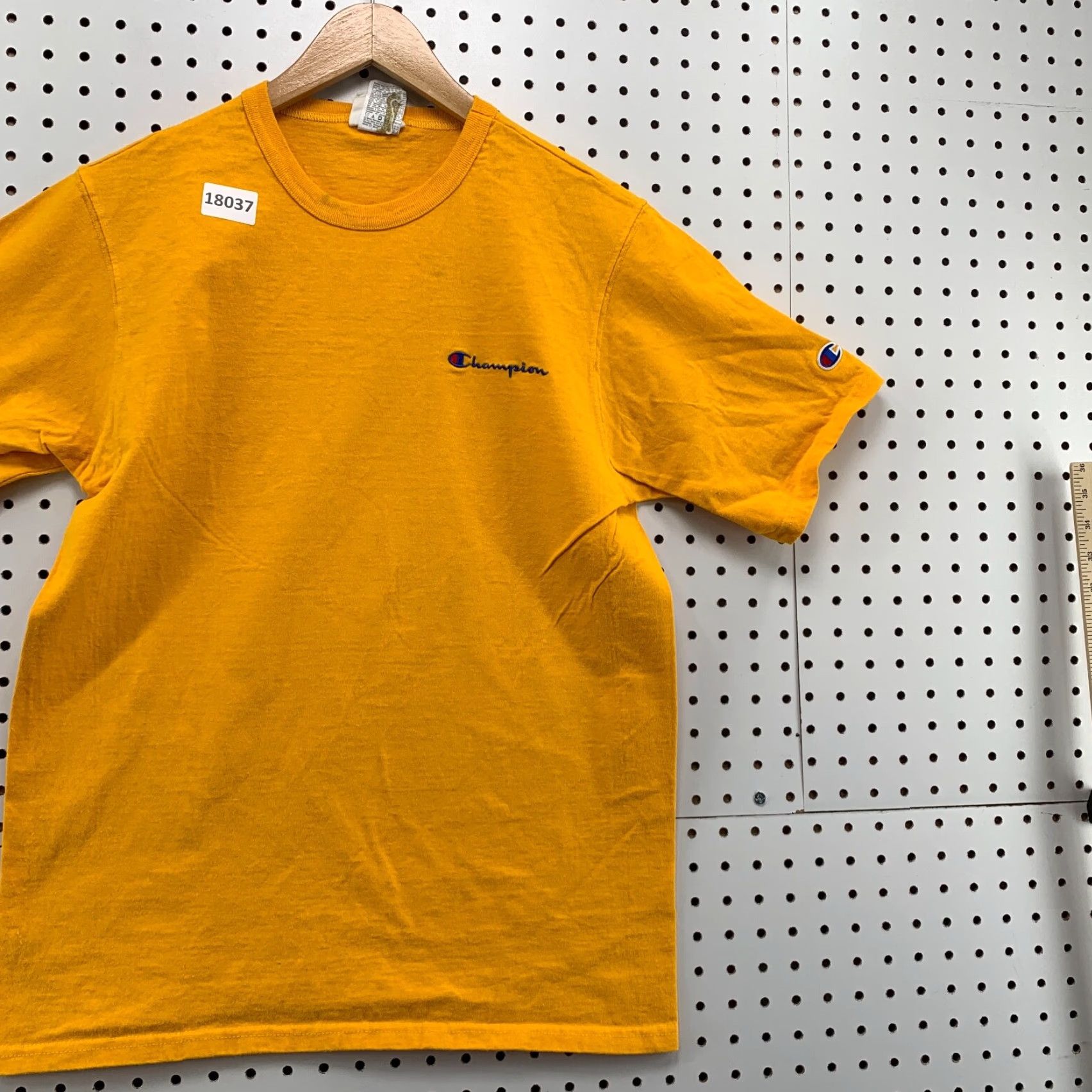 Champion VINTAGE Champion Shirt Unisex Adults Short Sleeve Adult Medium Yellow Embroidered Spellout 90s Theme Mens Womens Size US M / EU 48-50 / 2 - 4 Thumbnail