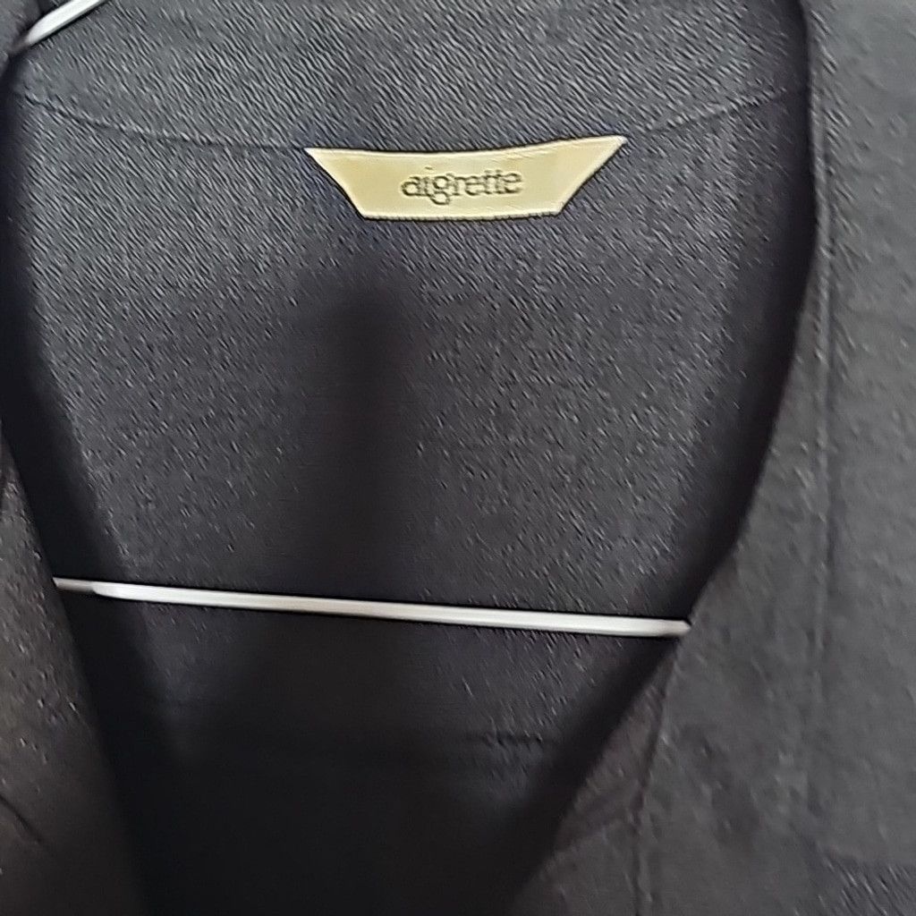 The Unbranded Brand NWOT aigrette black long sleeve collared shirt top sz 9 R Size M / US 6-8 / IT 42-44 - 3 Thumbnail