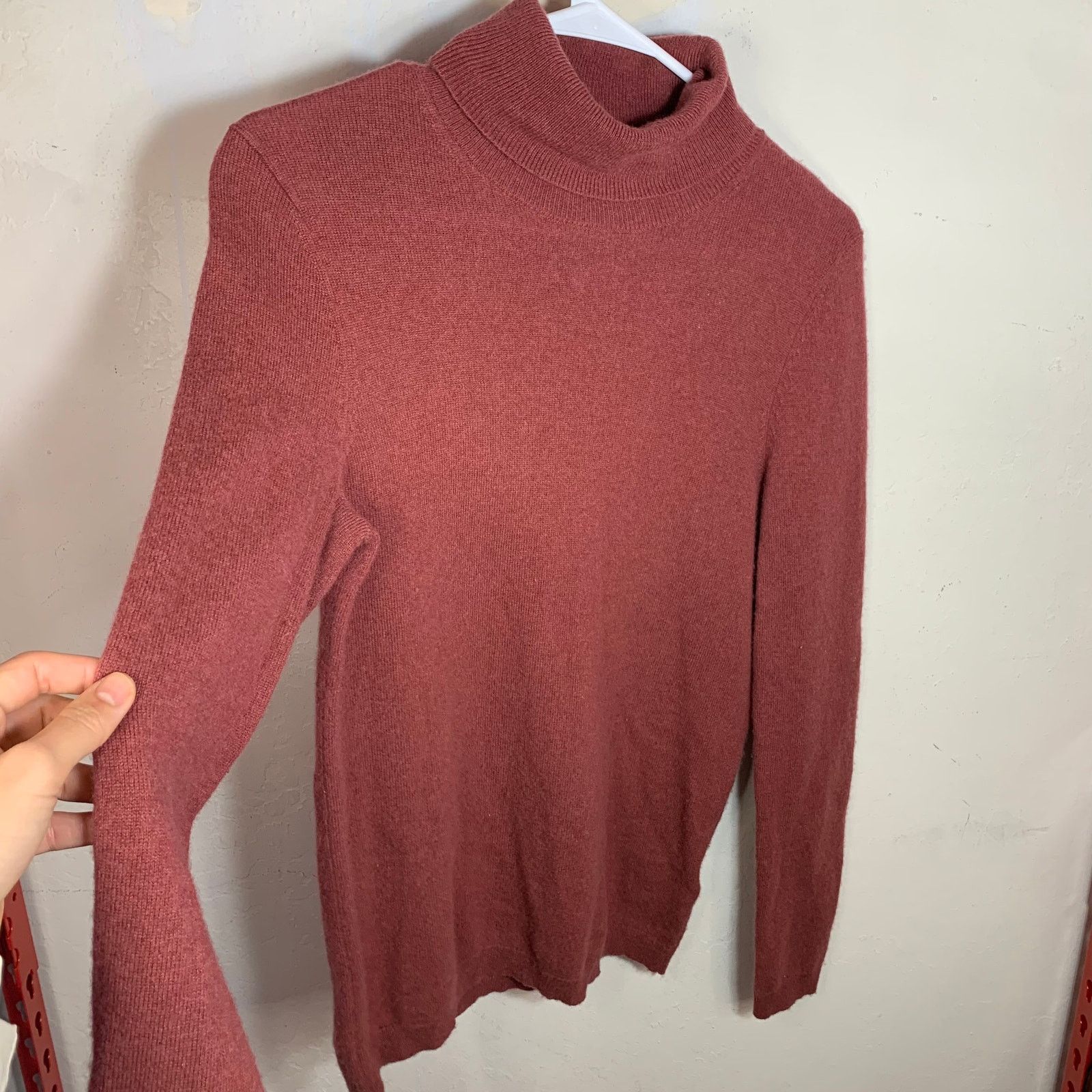 Other Lark & Ro Red Cashmere Turtleneck Sweaters size M Size M / US 6-8 / IT 42-44 - 2 Thumbnail