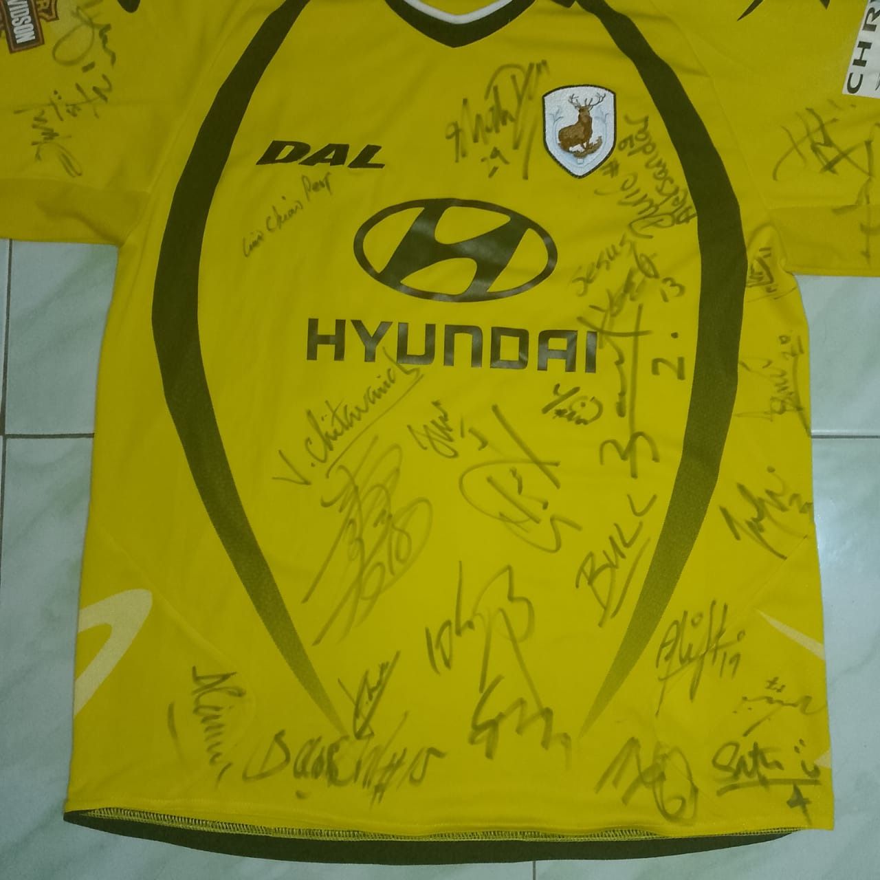 Other jersey signed tampines rovers Singapore Premier League Size US L / EU 52-54 / 3 - 4 Thumbnail