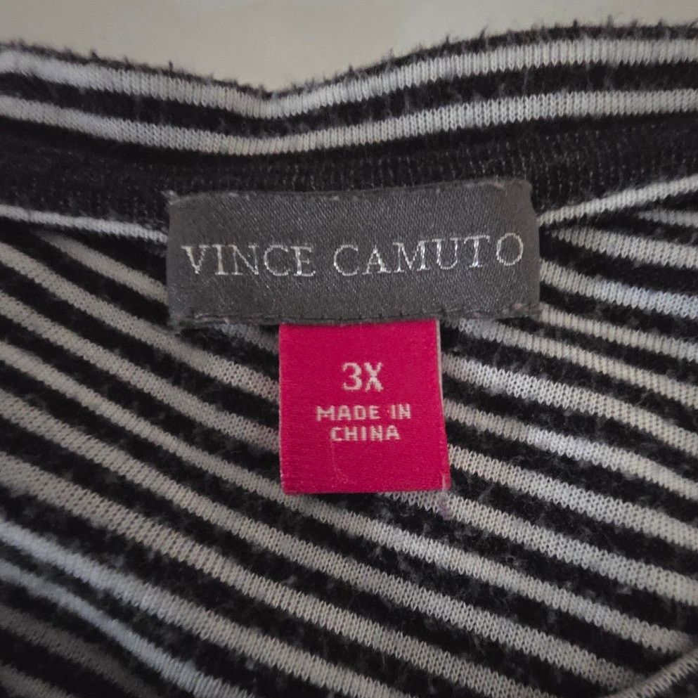 Vince Camuto Vince Camuto Navy and White Short Sleeve Top - 3X Size 3XL / US 20-22 - 3 Thumbnail