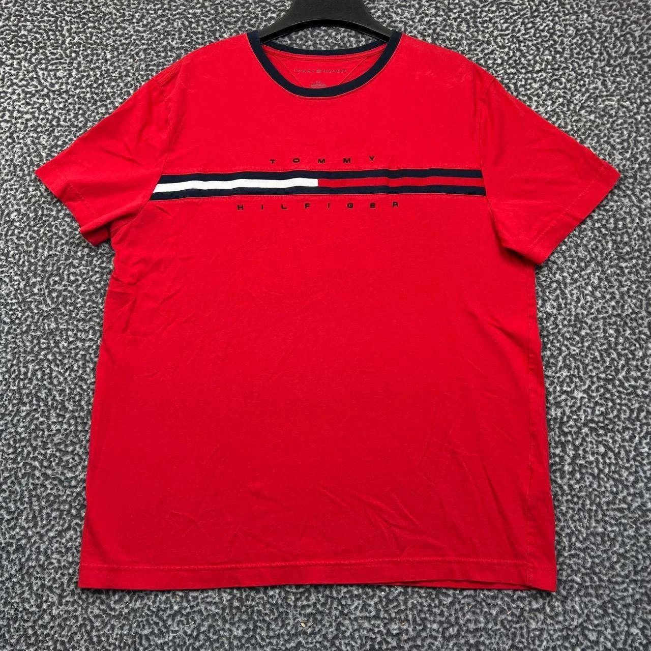 Tommy Hilfiger Tommy Hilfiger Shirt Men Large Red Crew Neck Cotton Size US L / EU 52-54 / 3 - 1 Thumbnail