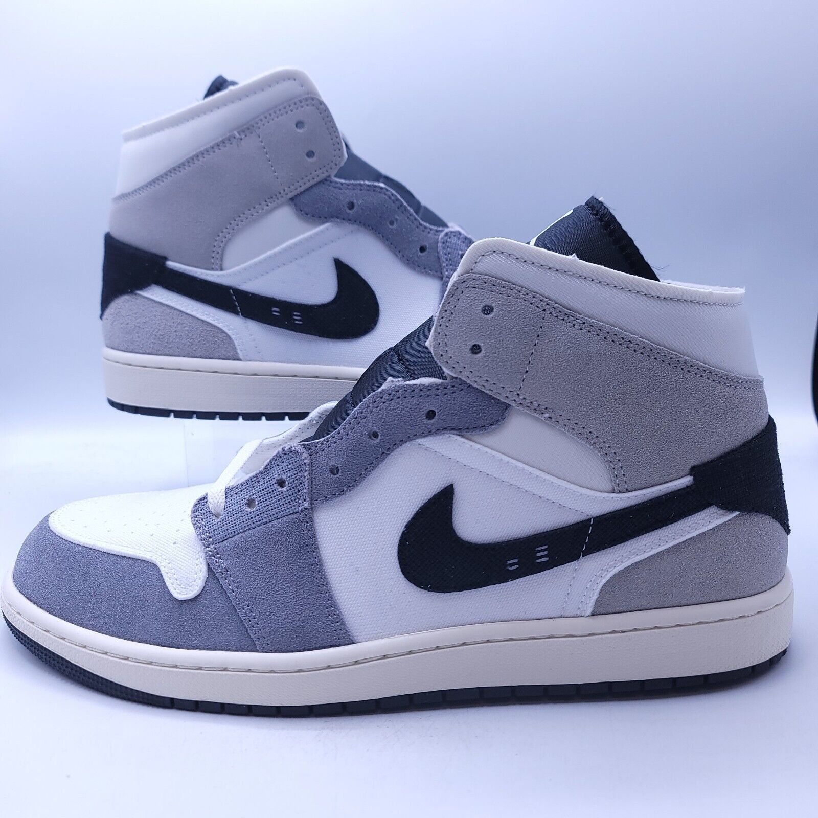 Nike Nike Air Jordan 1 Mid Shoe Men Size 14 DZ4136-002 Gray White Size US 14 / EU 47 - 5 Thumbnail