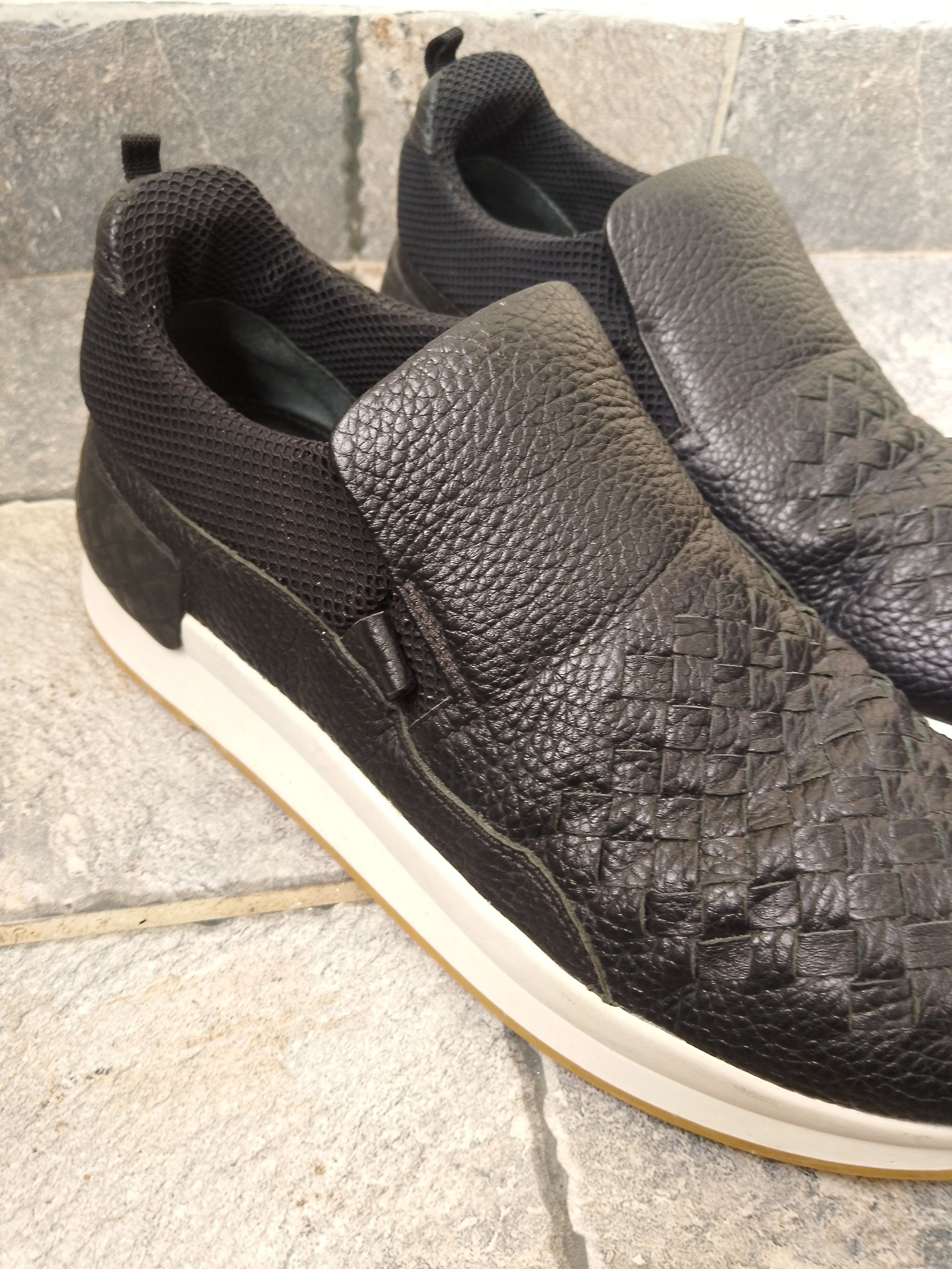 Bottega Veneta Bottega veneta Intrecciato weave leather sneakers Size US 6 / EU 39 - 2 Thumbnail