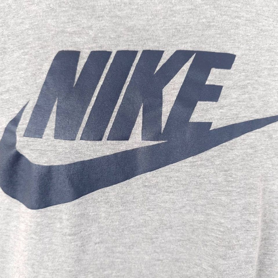 Nike **Nike Mens Large Gray T-Shirt Big Swoosh Streetwear** User: Nike Mens Large Gray T-Shirt Big Swoosh Streetwear Size US L / EU 52-54 / 3 - 3 Thumbnail