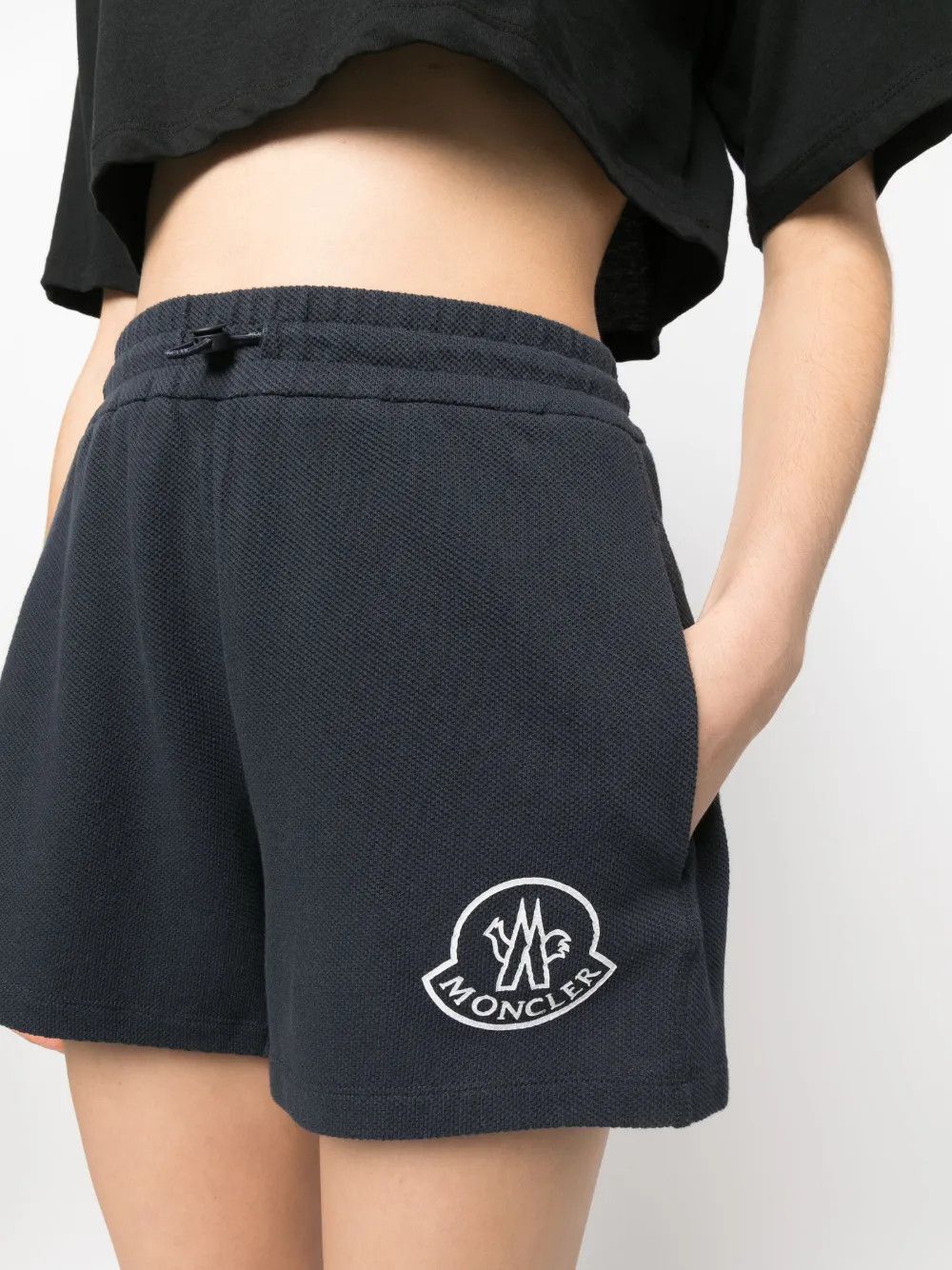 Moncler o1y1125 Short in Midnight Blue Size 28" / US 6 / IT 42 - 2 Thumbnail