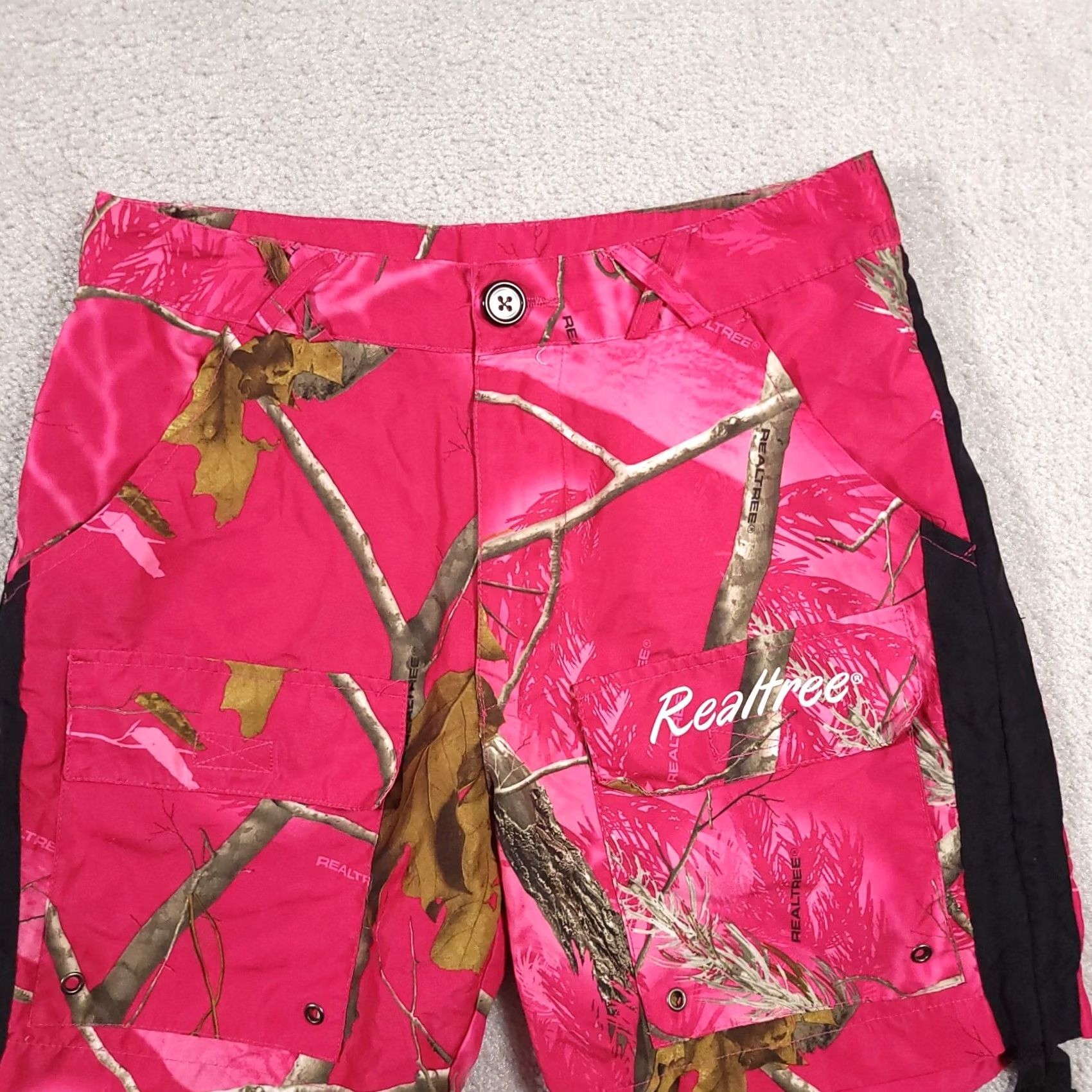 Realtree VINTAGE RealTree APC Camo Shorts Women’s Medium Pink Cargo Pocket Outdoors Moisture Wicking Size 32" / US 10 / IT 46 - 3 Thumbnail