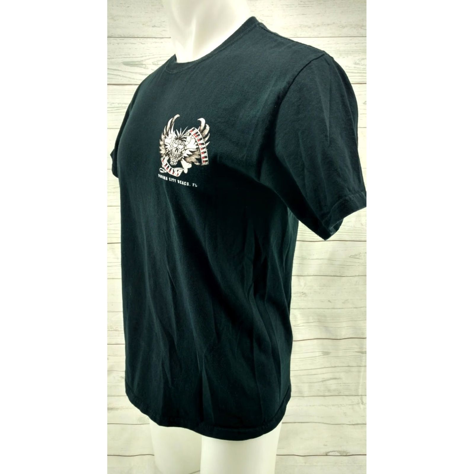 Vintage Pineapple Willy's Panama City Beach Short Sleeve T Shirt Jolly Roger Medium Mens Crew Neck Black Vintage: No (adjusted for clarity) Size US M / EU 48-50 / 2 - 3 Thumbnail