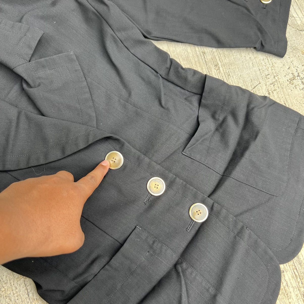 Yves Saint Laurent “YVES SAINT LAURENT” VINTAGE BLACK BLAZER Size S / US 4 / IT 40 - 7 Thumbnail
