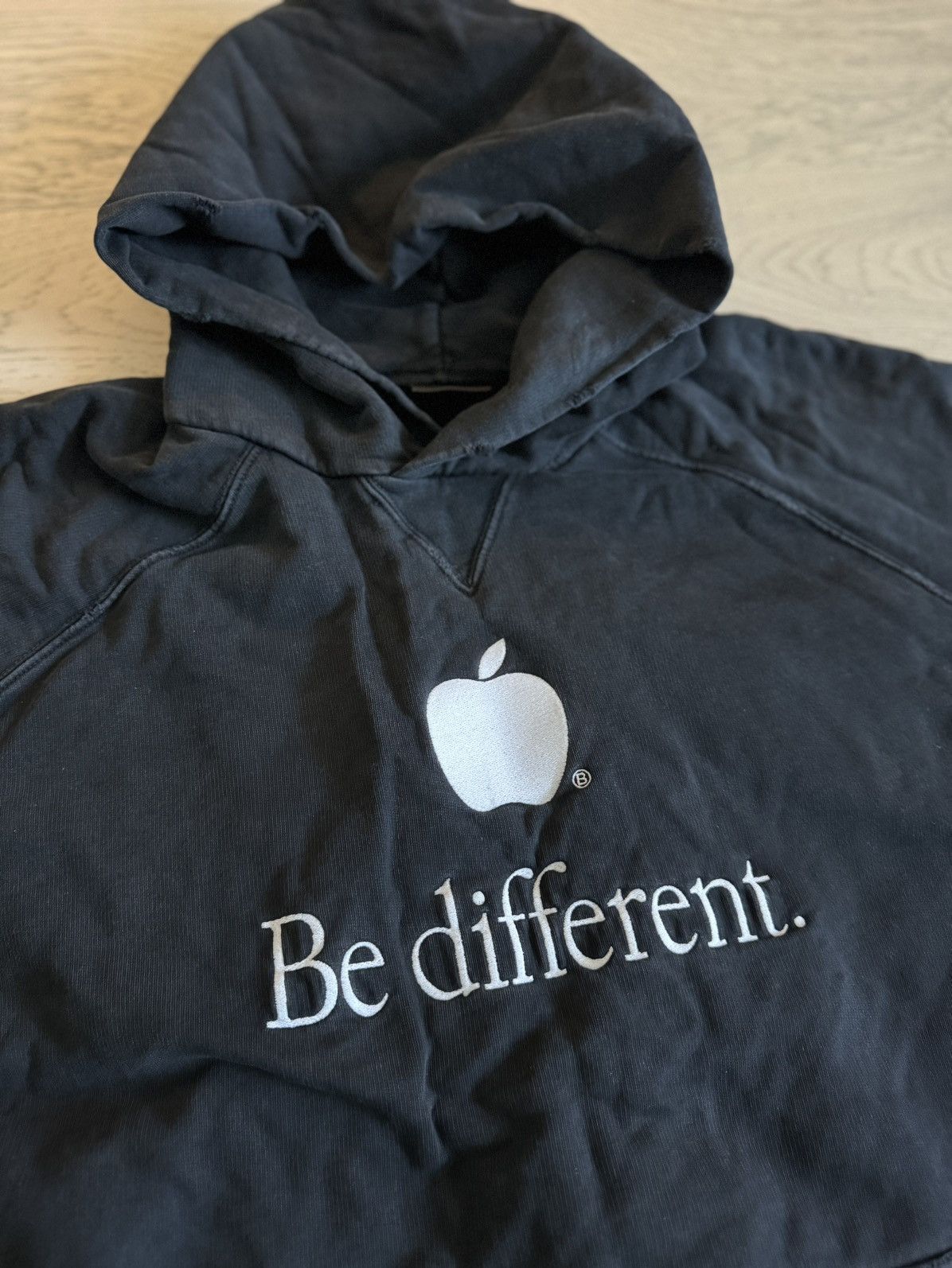 Balenciaga Balenciaga 'Be Different' Apple Layered Hoodie Black Size US XL / EU 56 / 4 - 4 Thumbnail