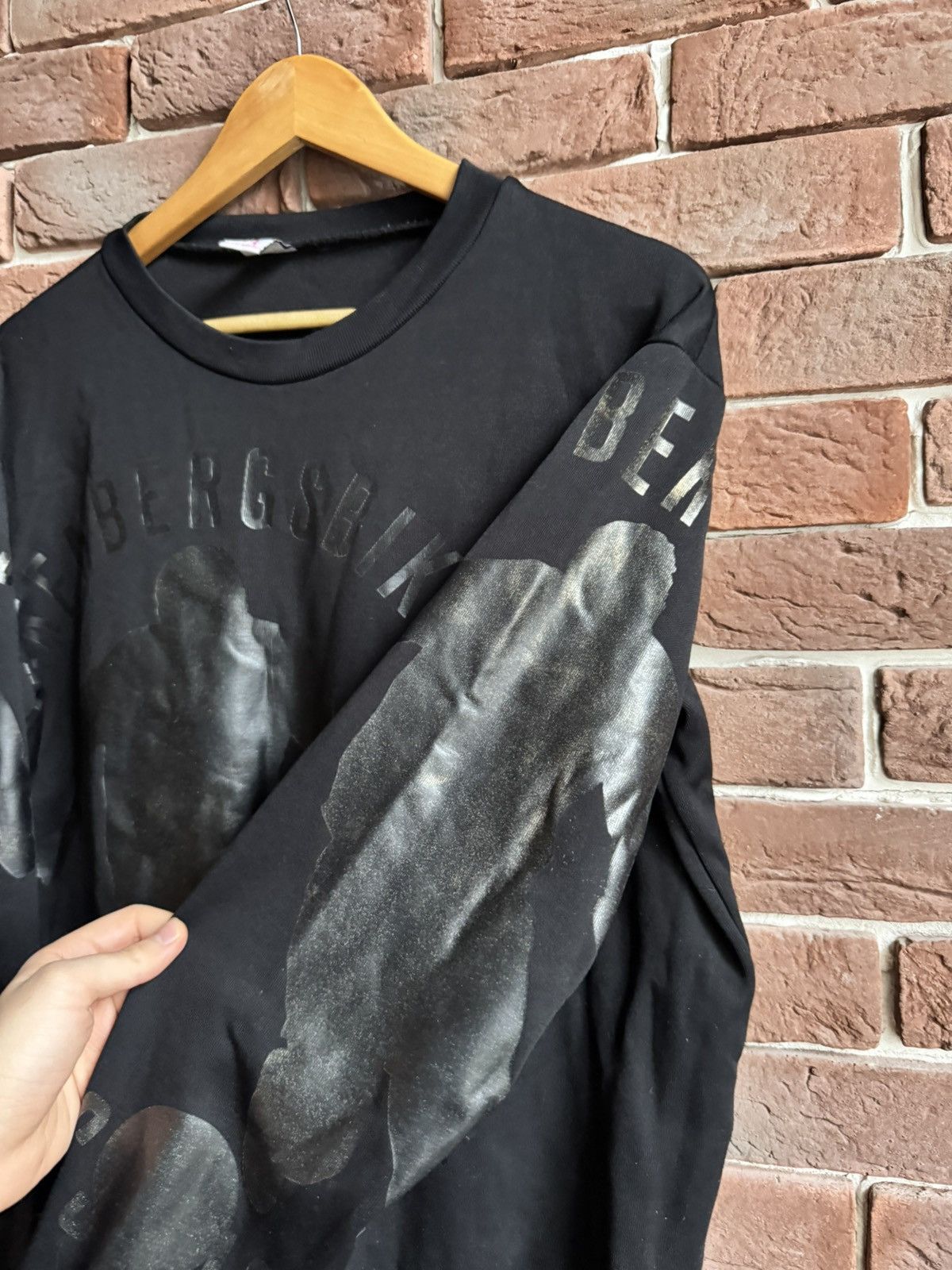 Dirk Bikkembergs Dirk Bikkembergs Logo Hype Sweatshirt Crewneck L Soccer Y2K Size US L / EU 52-54 / 3 - 6 Thumbnail