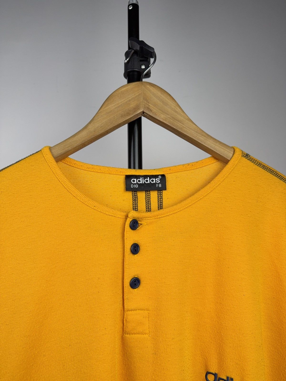 Adidas Vintage 90s Adidas Retro Tee Y2K Contrast Stitch Size US XL / EU 56 / 4 - 3 Thumbnail