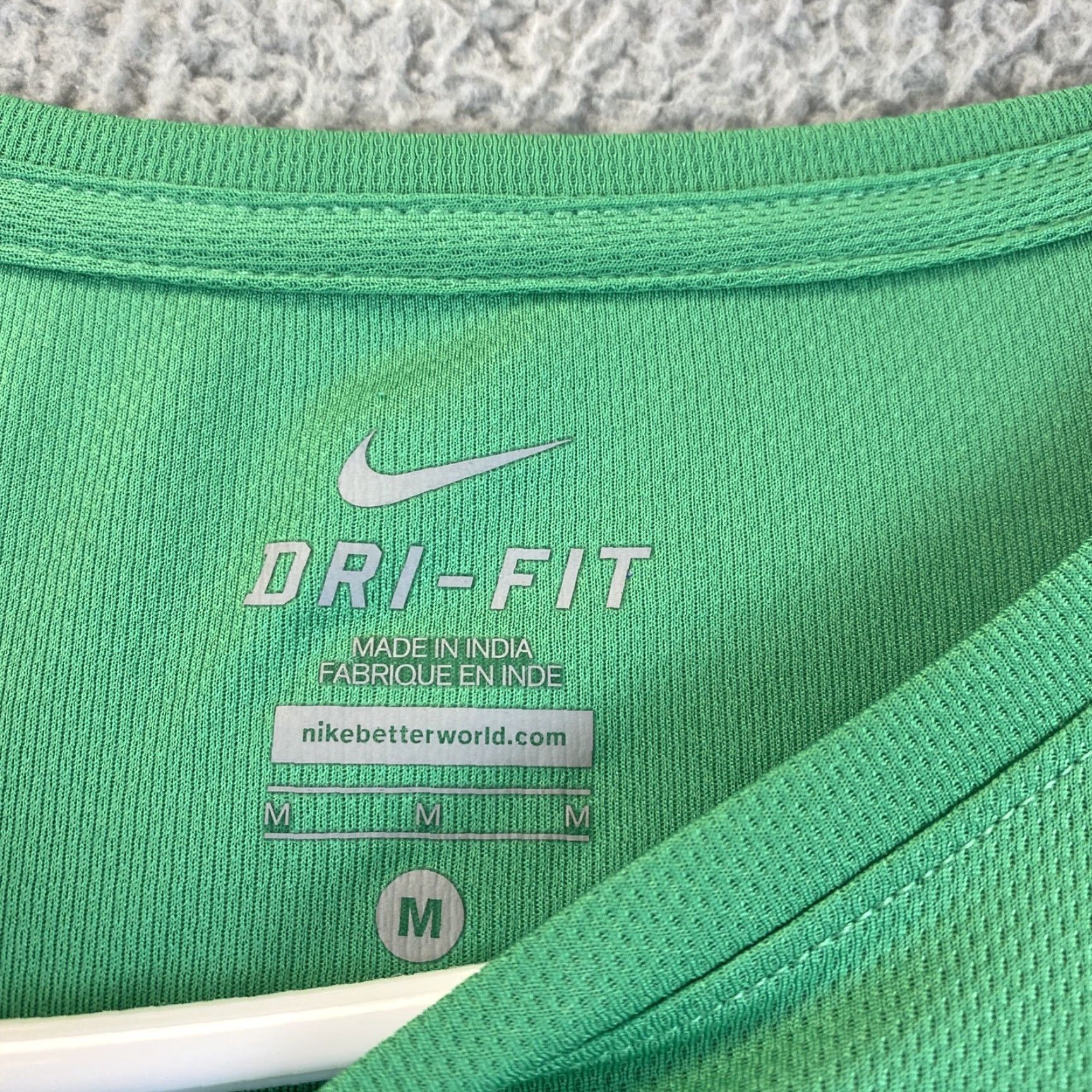 Nike Nike Women’s M Dri-Fit T-Shirt Running Green 55-27 Size M / US 6-8 / IT 42-44 - 3 Thumbnail