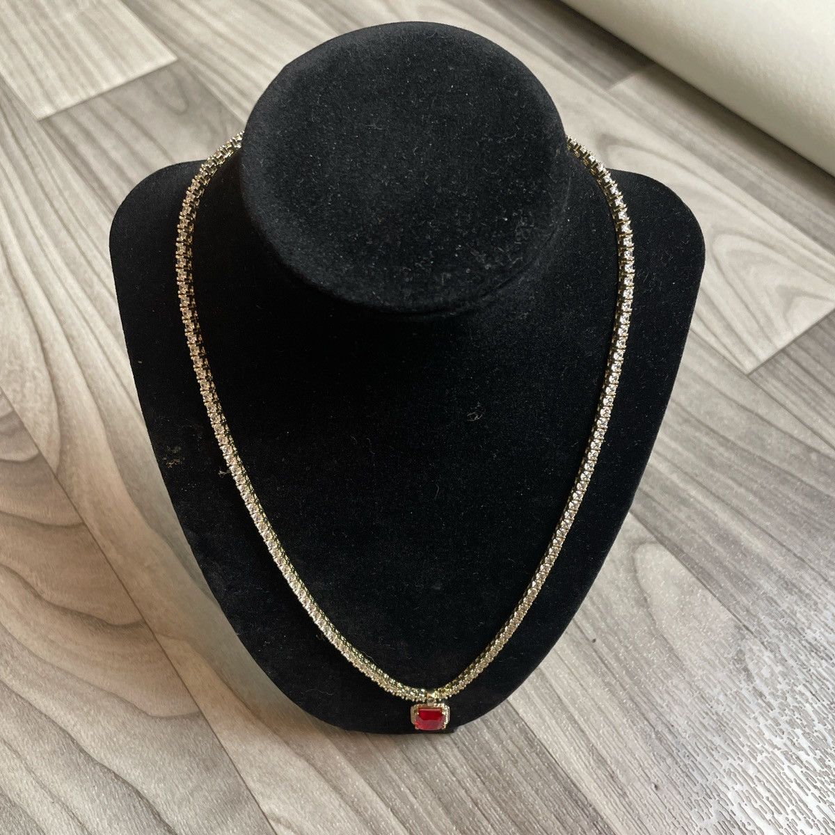 Jewelry Ruby pendant + Gold tennis chain Size ONE SIZE - 1 Thumbnail