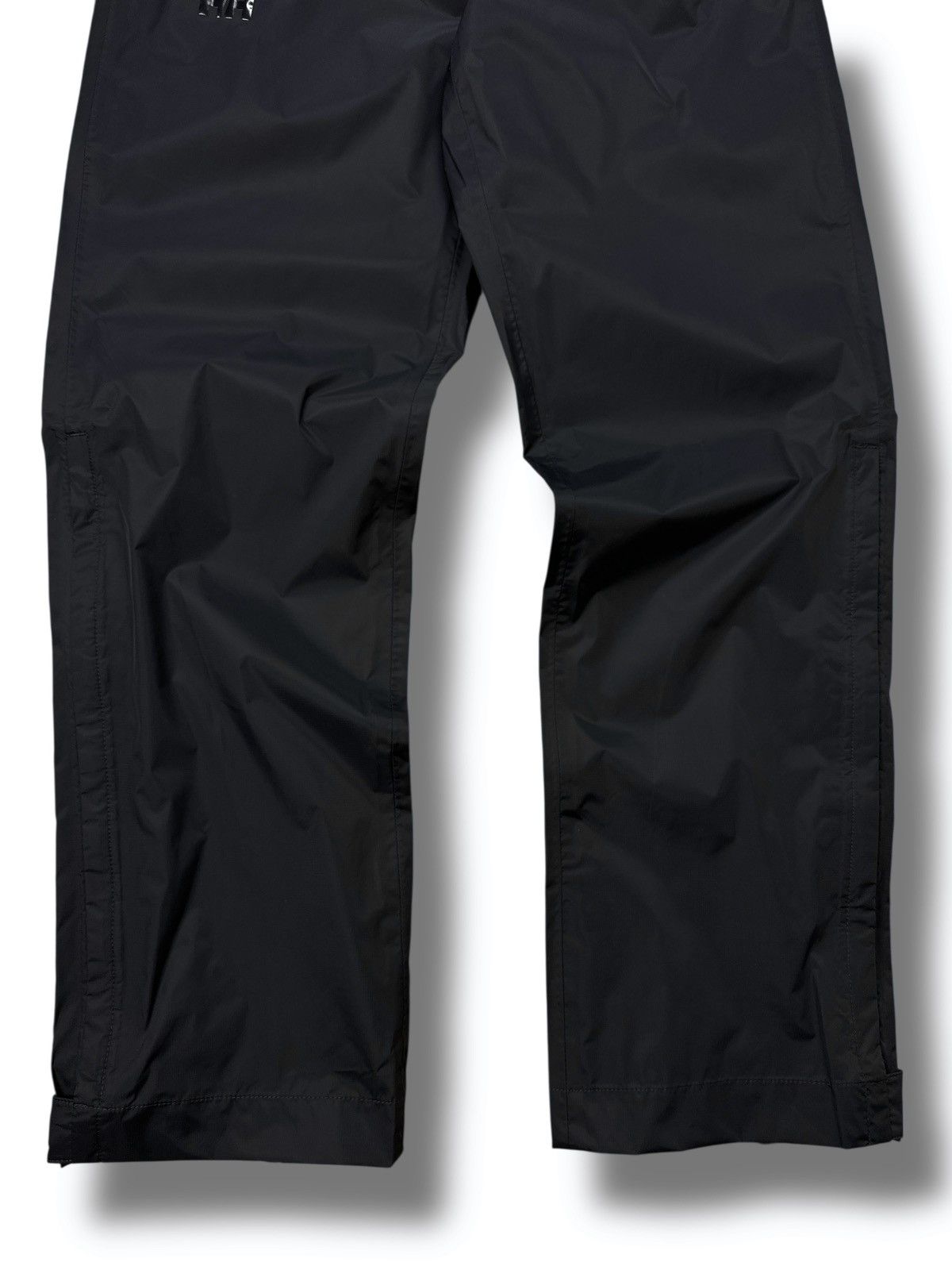 Helly Hansen Helly Hansen Waterproof Breathable Pants Men’s Regular Fit Size US 30 / EU 46 - 3 Thumbnail