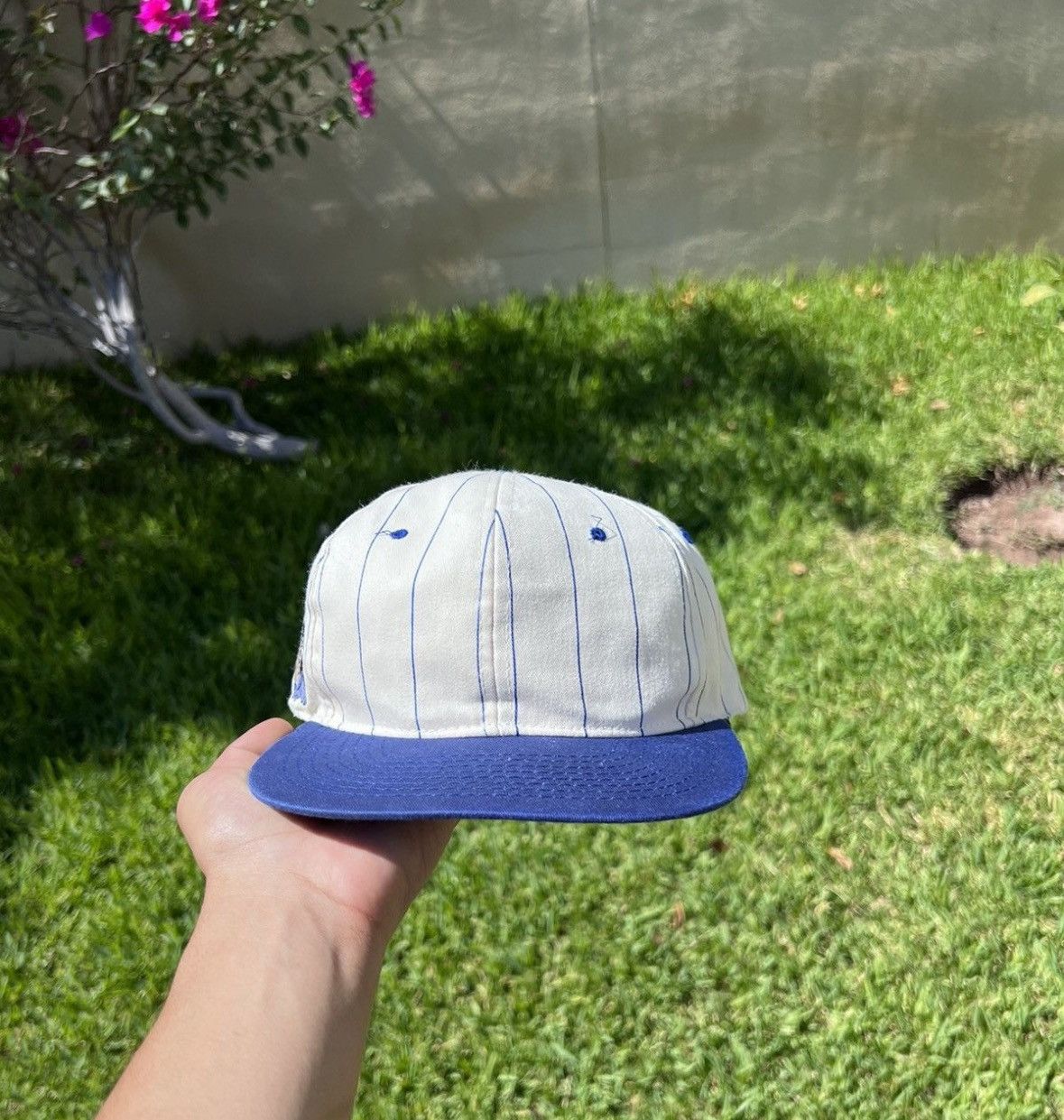 Vintage Vintage 90s Loony Tunes Taz Striped SnapBack Hat. Size ONE SIZE - 3 Thumbnail