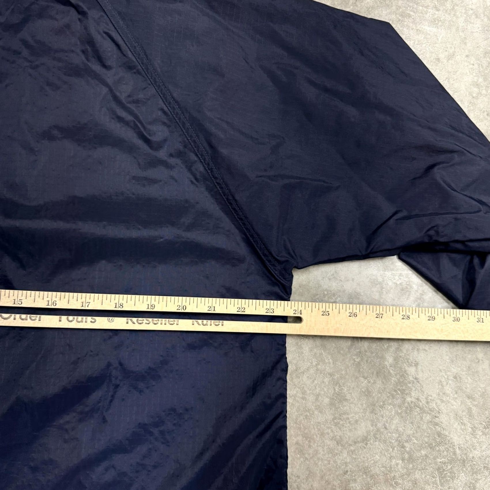 Helly Hansen Helly Hansen Jacket Mens Medium Navy Blue Hooded Windbreaker Nylon Shell Outdoor Size US M / EU 48-50 / 2 - 5 Thumbnail