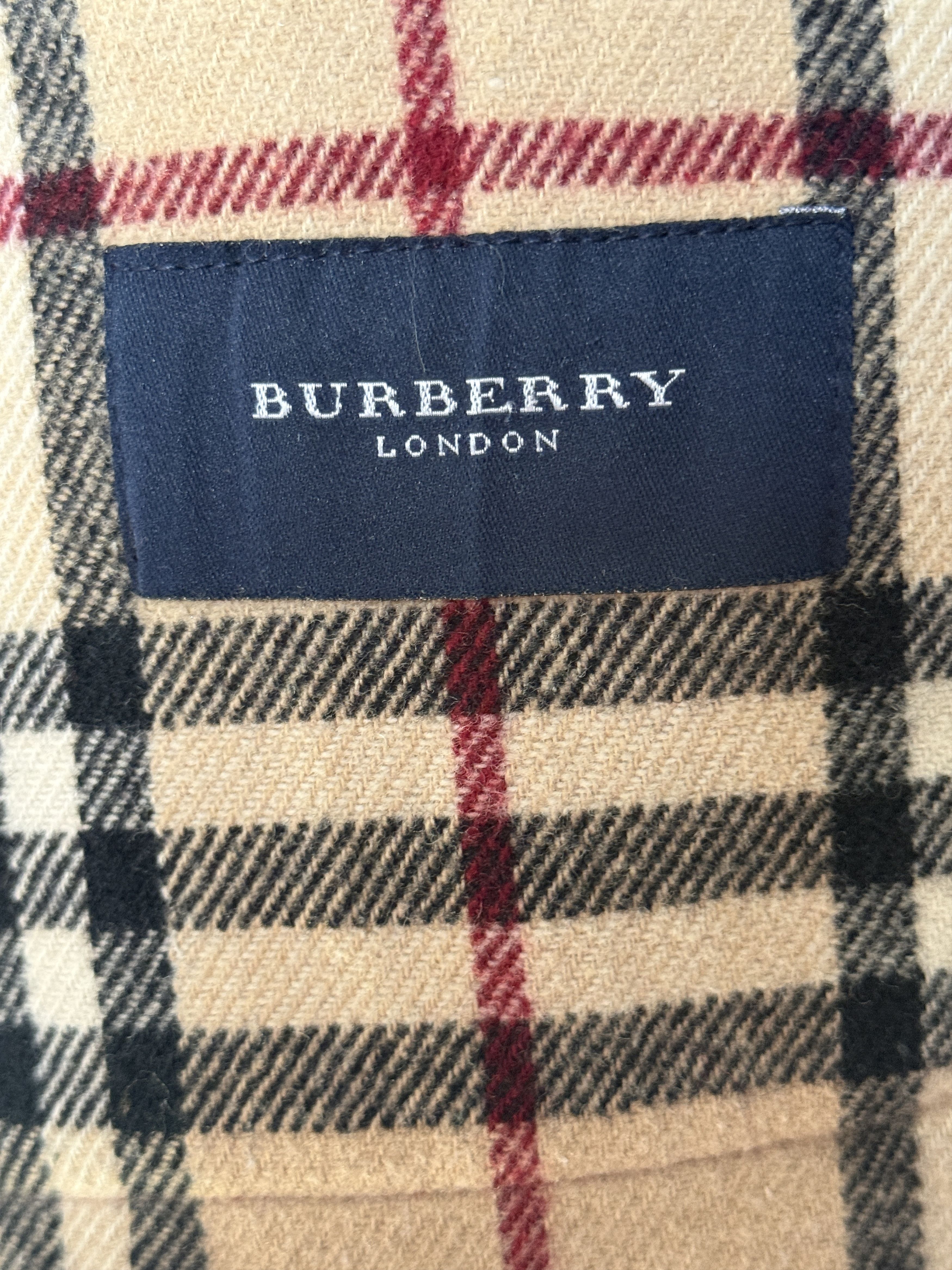 Burberry Burberry burgundy nova check wool down jacket zip up Size L / US 10 / IT 46 - 12 Thumbnail
