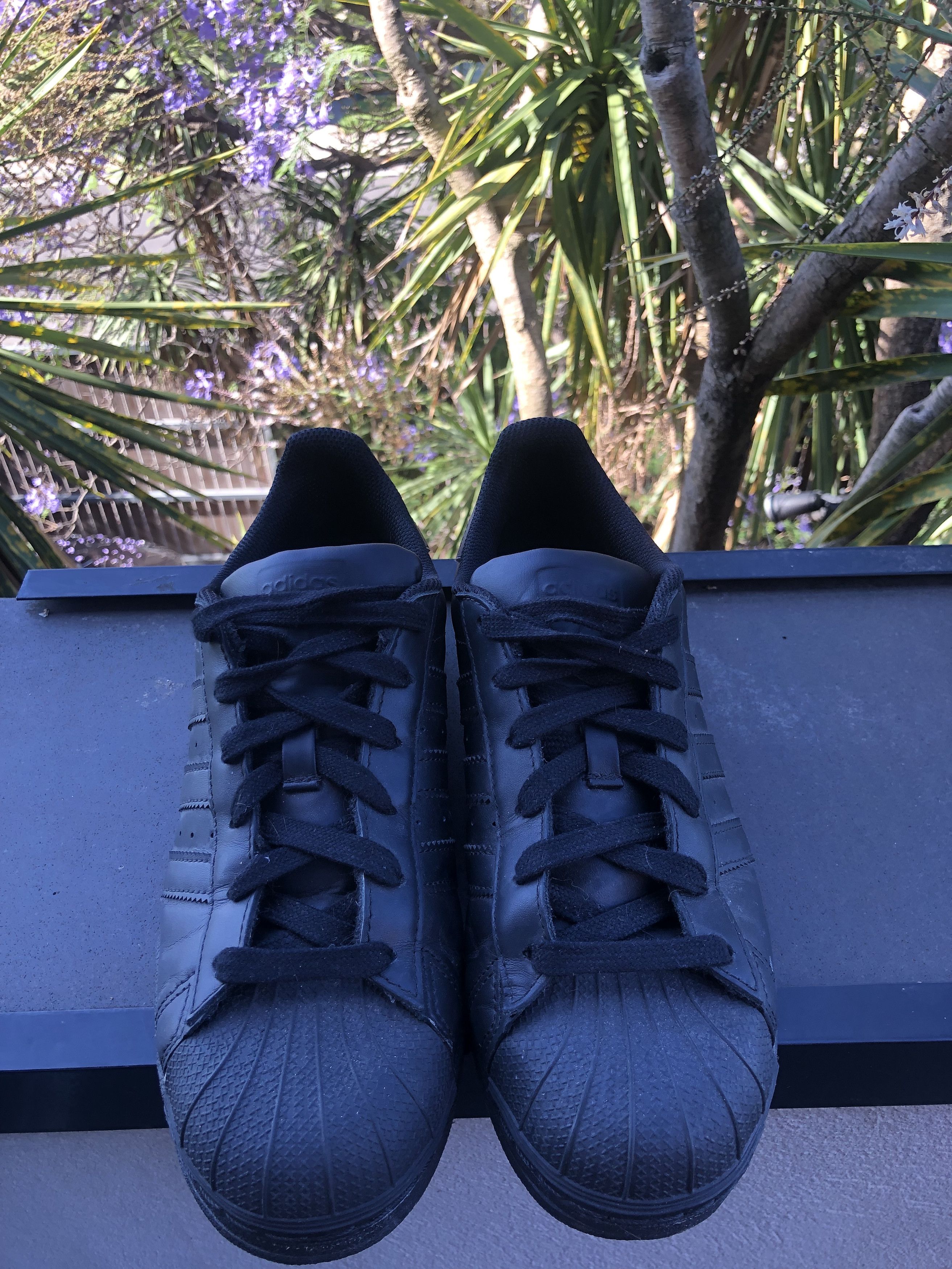 Adidas Adidas Superstar Size US 7 / EU 40 - 2 Thumbnail