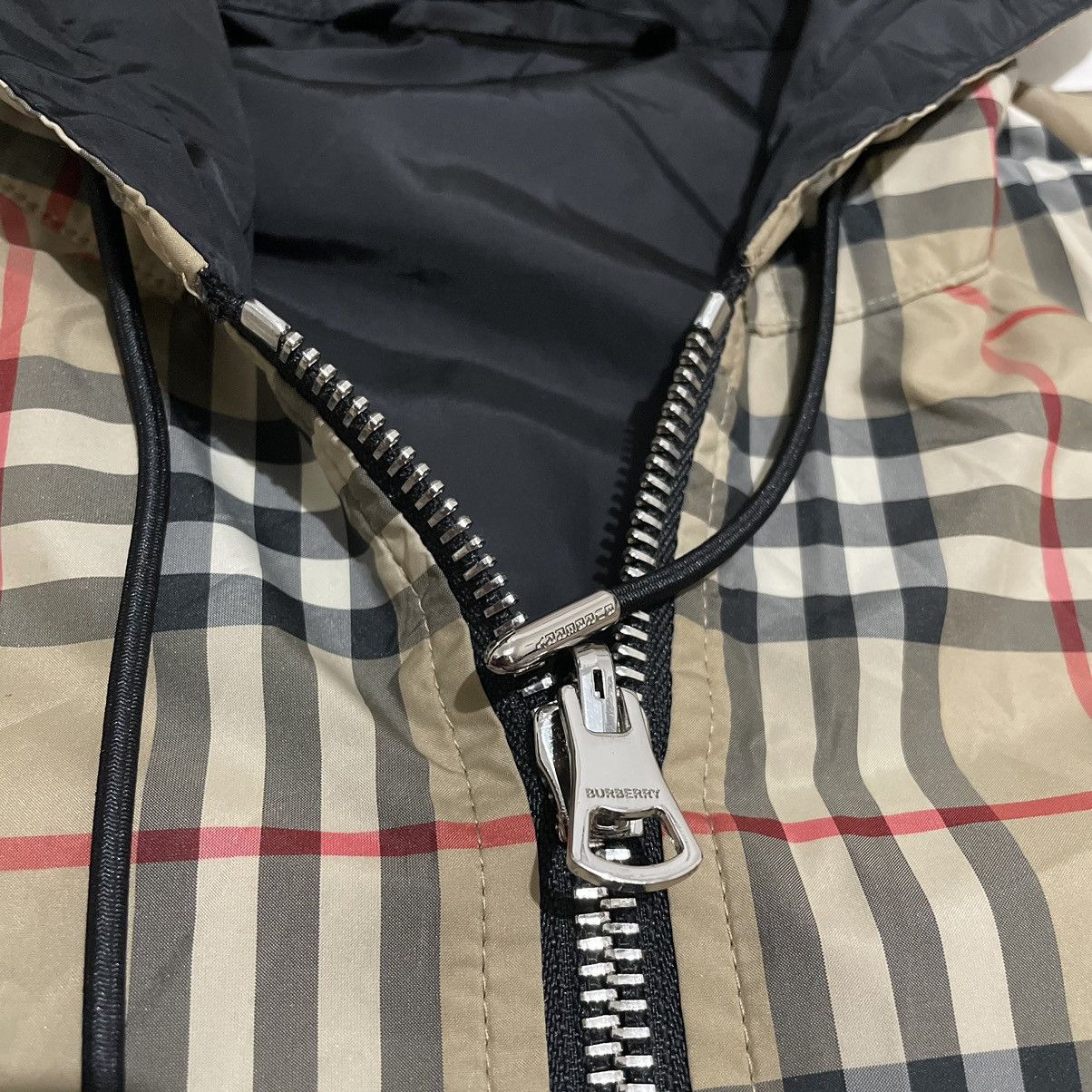 Burberry Reversible Burberry Nylon Hooded Jacket Size US M / EU 48-50 / 2 - 3 Thumbnail