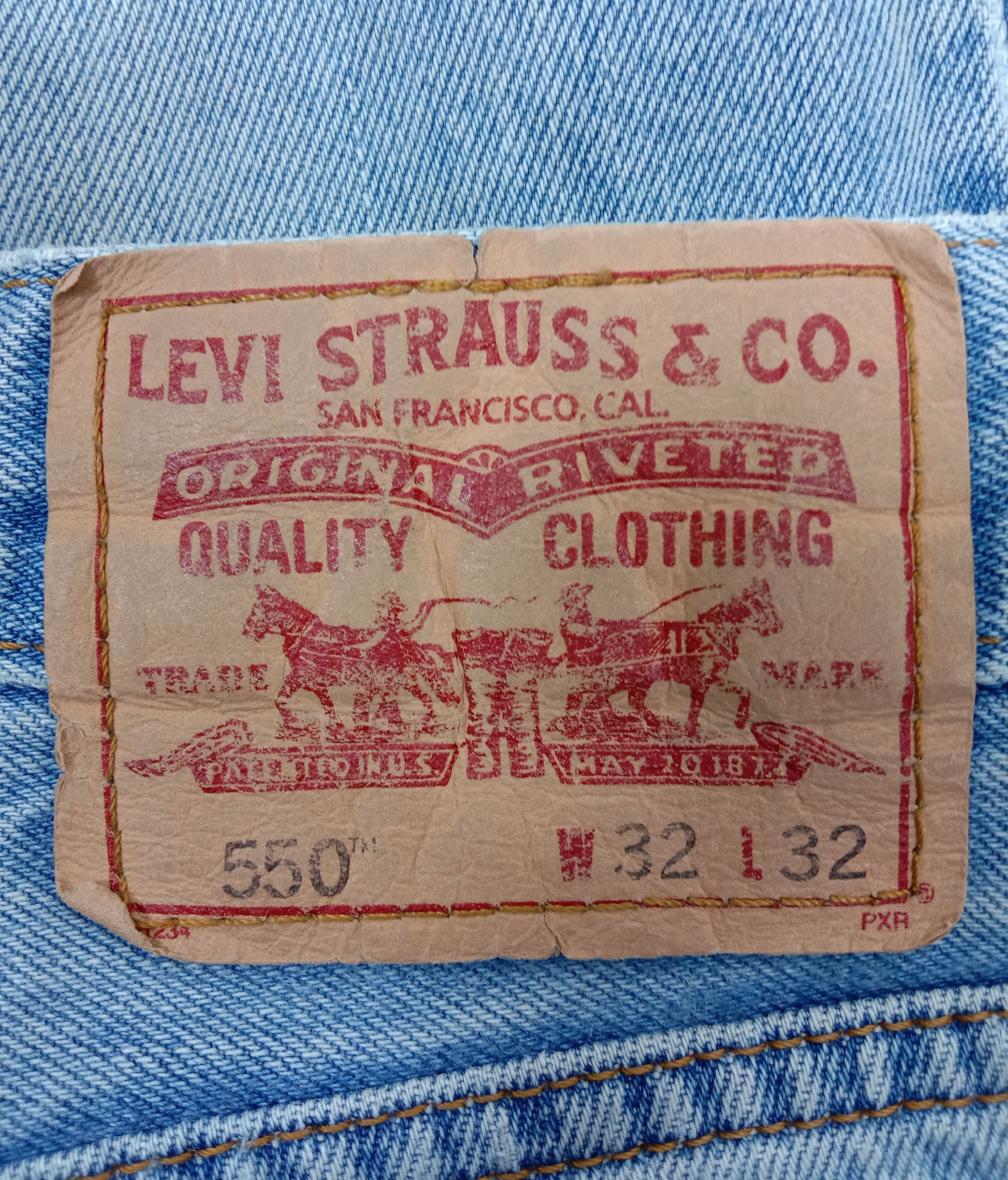 Levi's Vintage Levi's 550 Light Wash Jeans Relaxed Fit Denim Size US 32 / EU 48 - 13 Thumbnail