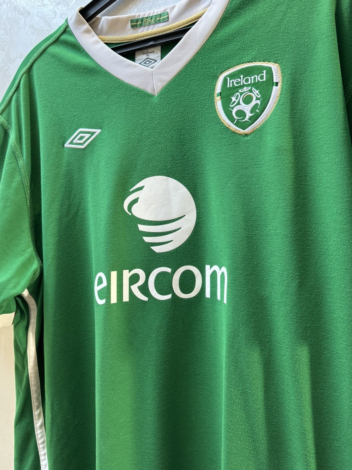 Umbro Ireland 2010 vintage home shirt umbro jersey l-xl Size US L / EU 52-54 / 3 - 3 Thumbnail
