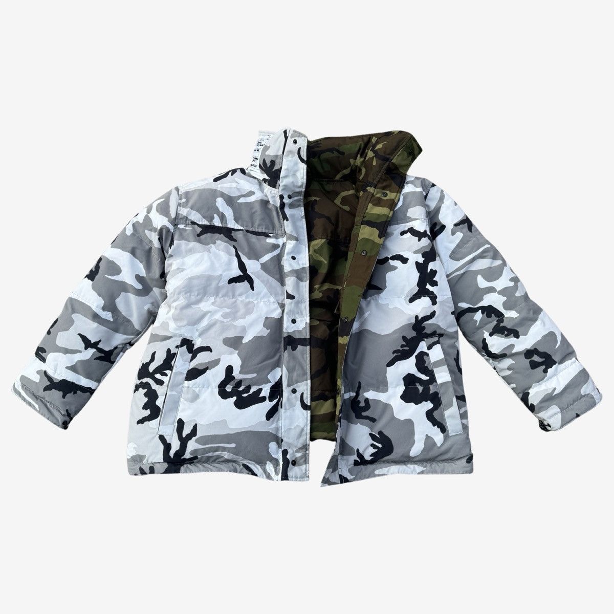 Canada Goose × Vetements *RARE* Vetements x Canada Goose SS17 Reversibel Camo Coat Size US L / EU 52-54 / 3 - 5 Thumbnail