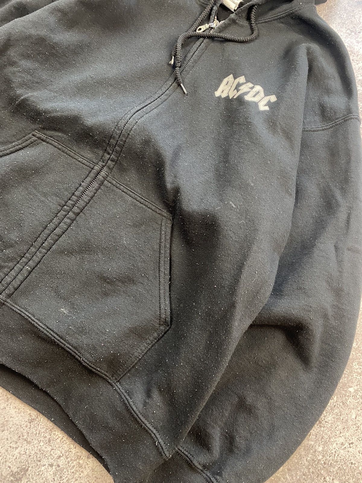 AC/DC × Band Tees Vintage 00’s Y2K AC/DC Album Promo faded black Zip Hoodie Size US L / EU 52-54 / 3 - 7 Thumbnail