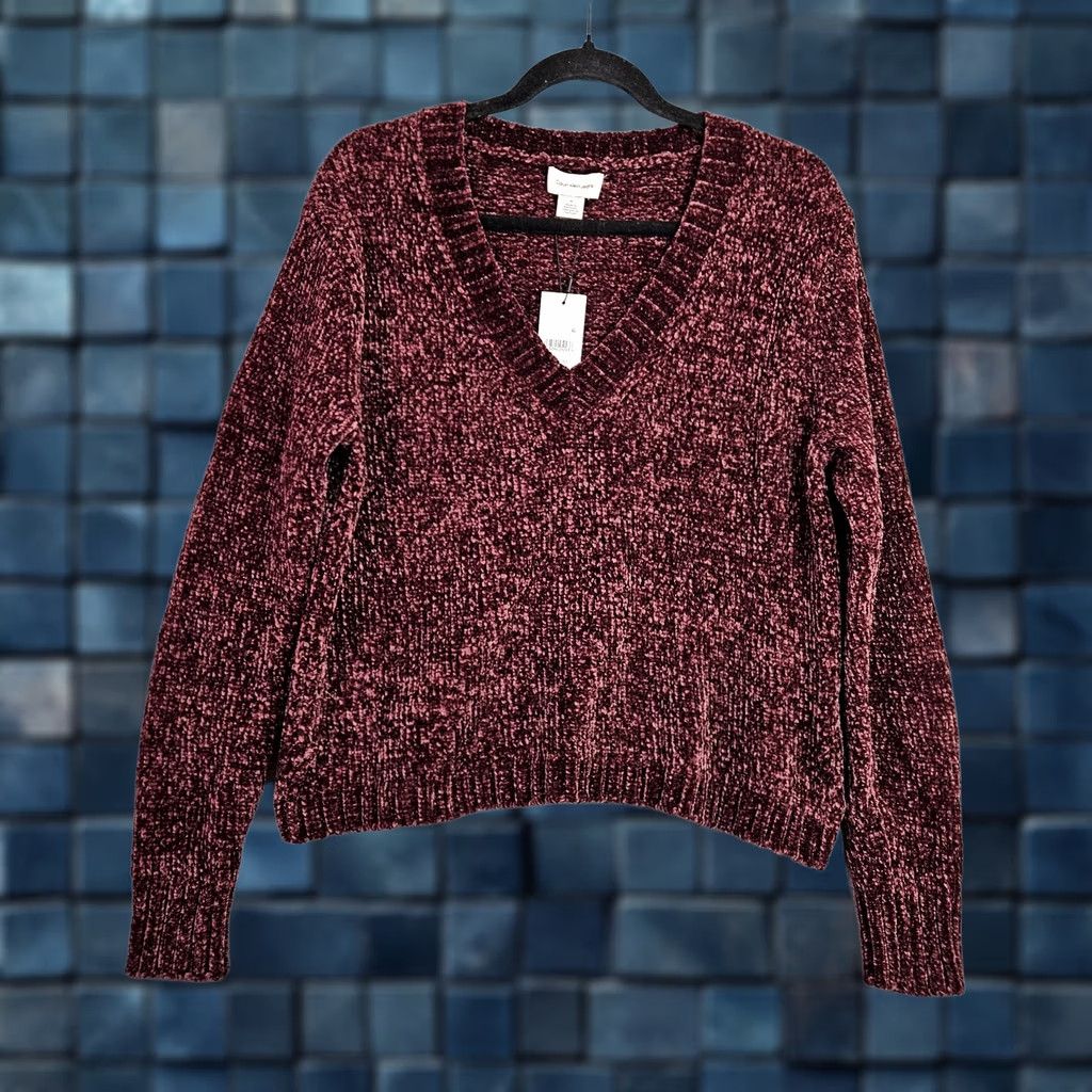 Calvin Klein Calvin Klein Sweater Women Size M Burgundy V Neck Chenille Cozy Size M / US 6-8 / IT 42-44 - 1 Thumbnail