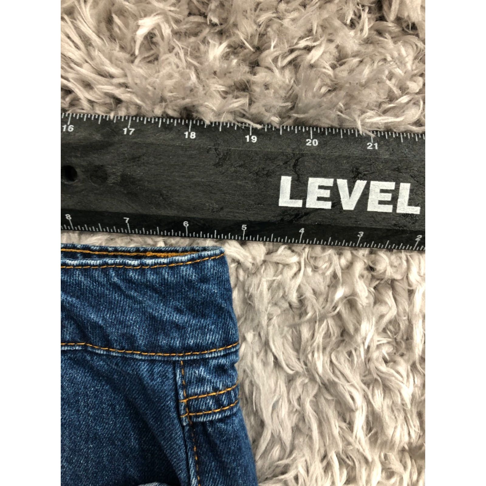 Forever 21 FOREVER 21 Jeans Straight 16 Womens Dark Blue Denim 5-Pocket Regular Waist 36 Inseam 32 in Color Blue Size 38" / US 16 / IT 52 - 2 Thumbnail