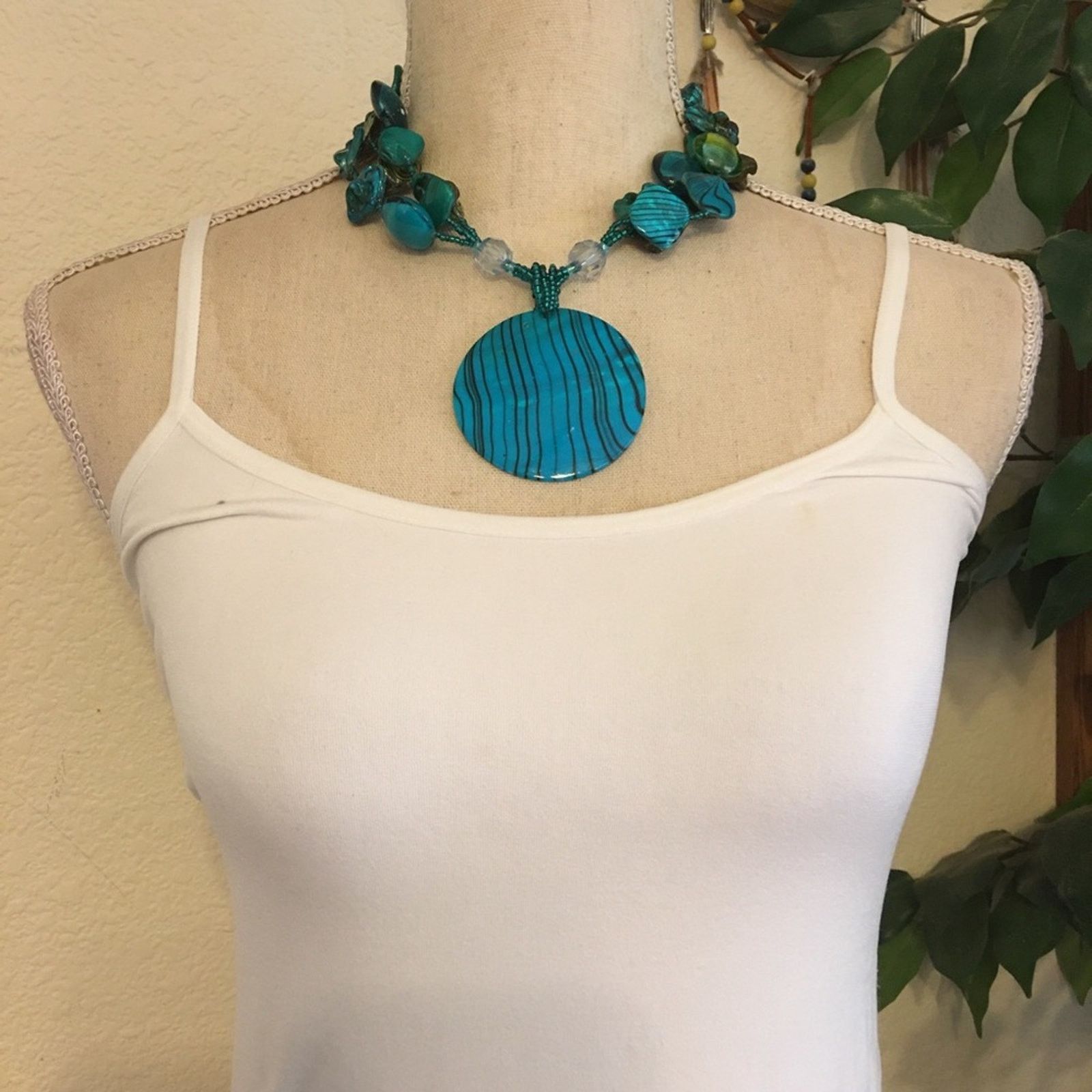 Jewelry Erica blue & green tone painted shell jewelry set Size ONE SIZE - 3 Thumbnail