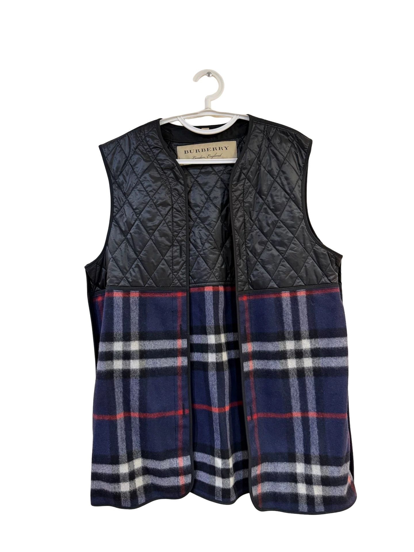 Burberry Burberry Quilted Check Wool Vest IT 46 Size L / US 10 / IT 46 - 1 Thumbnail