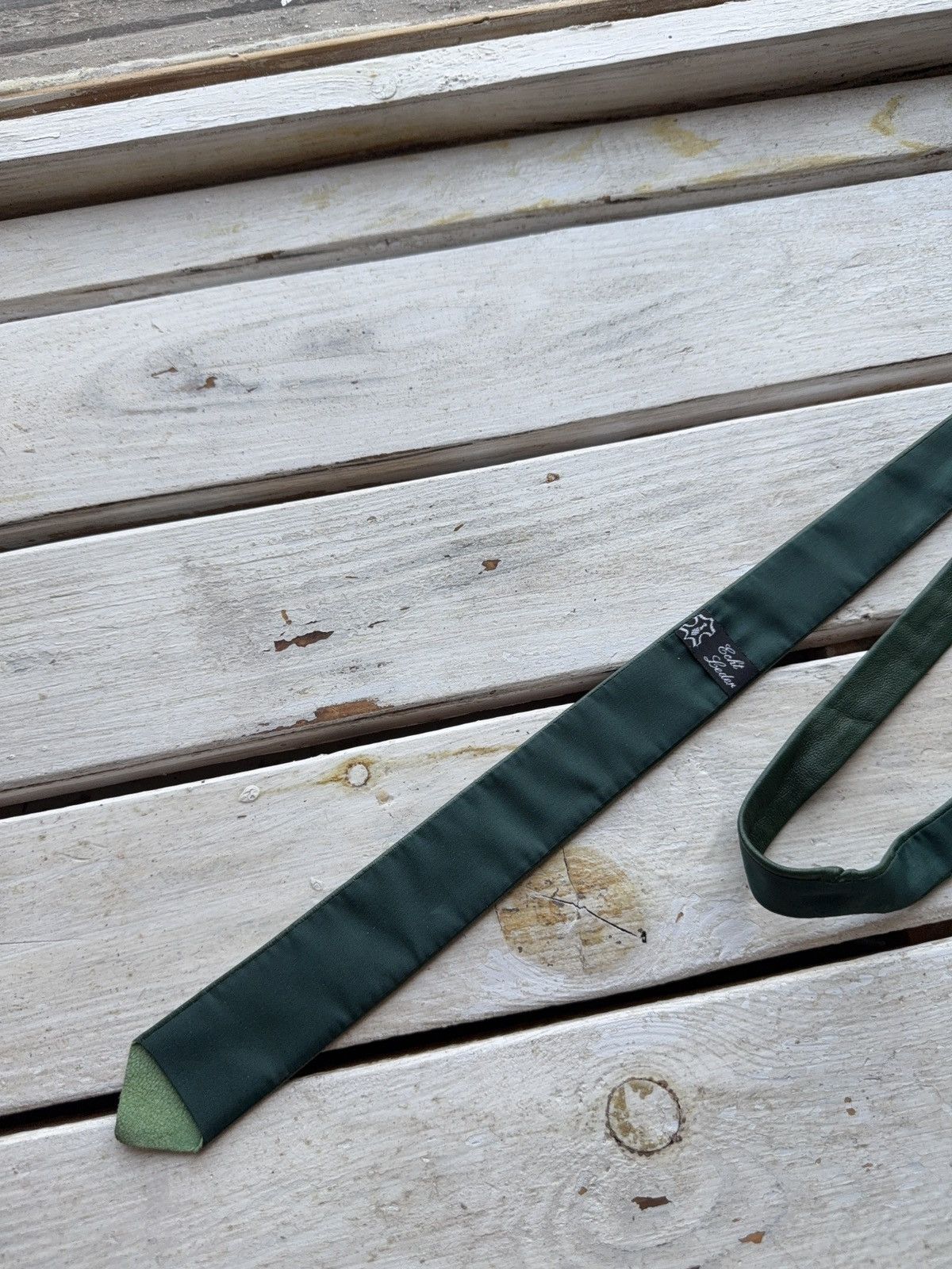 Genuine Leather × Vintage Vintage 80-90s Green Avant Garde Genuine Leather Tie Size ONE SIZE - 5 Thumbnail