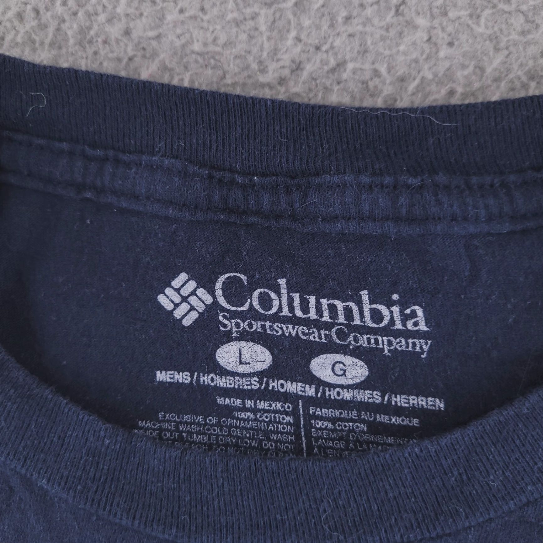 Vintage Columbia Shirt Mens Large Blue Slim Fit PFG Button-Up Short Sleeve Navy Fishing Slimming 90s? Size US L / EU 52-54 / 3 - 5 Thumbnail