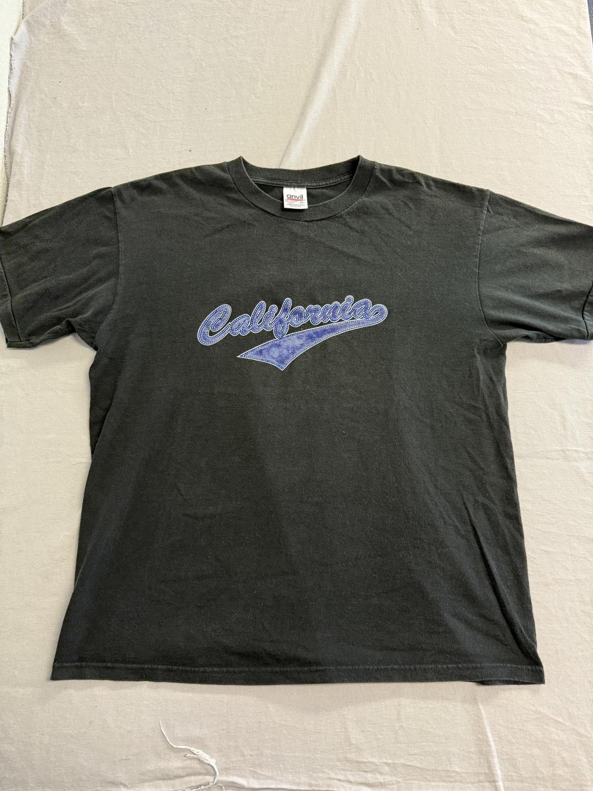 Anvil Faded California T-shirt Baseball Style Font Tourist Tee XL Size US XL / EU 56 / 4 - 2 Thumbnail