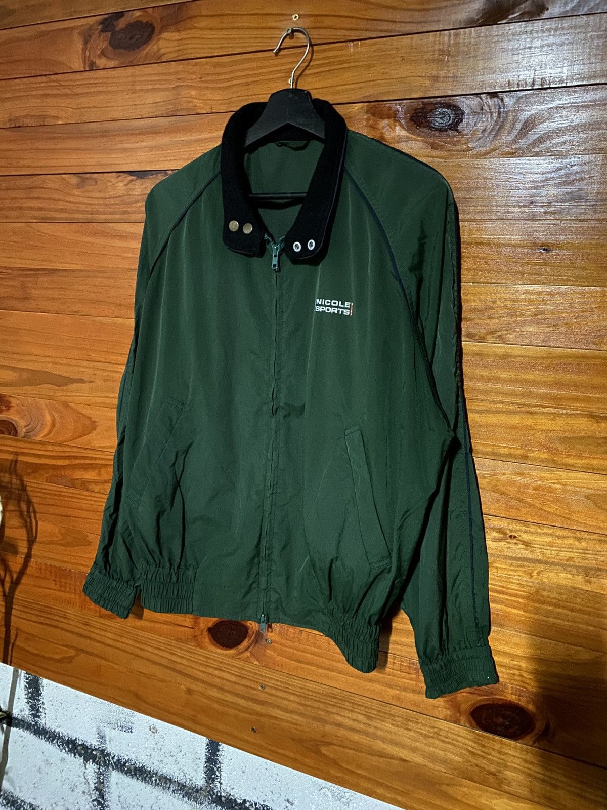 Nicole Club Vintage Nicole Sports Windbreaker Green Nylon Track Jacket Size US M / EU 48-50 / 2 - 9 Thumbnail
