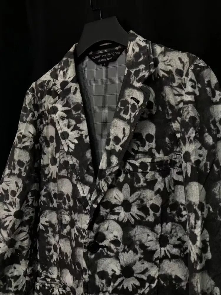Comme des Garcons Comme des Garcons Homme Plus 11SS Skull runway blazer Size US S / EU 44-46 / 1 - 4 Thumbnail