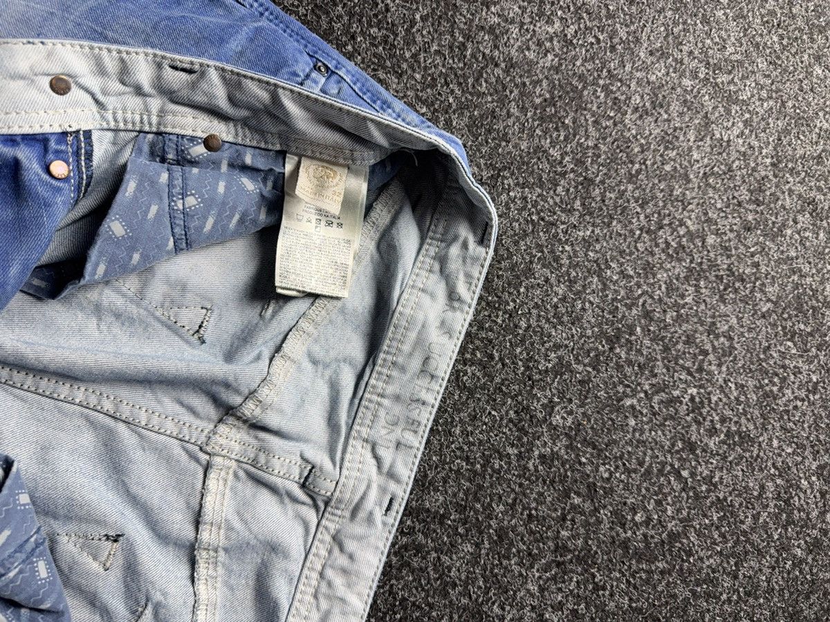 Diesel Y2K 00s Diesel Darron Jeans Light Blue Wash Made in Italy Size US 32 / EU 48 - 9 Thumbnail
